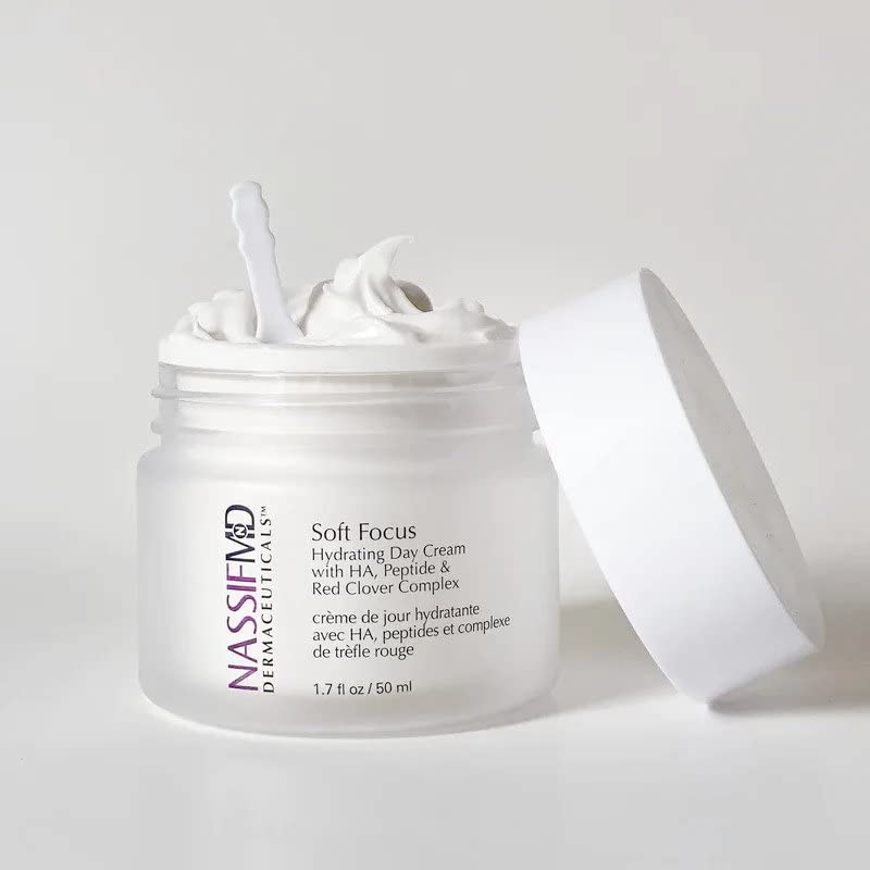 NassifMD Soft Focus Hydrating Day Cream - Moisturizer Face Cream for Radiant & Youthful Skin, Niacinamide & Hyaluronic Acid Facial Moisturizer