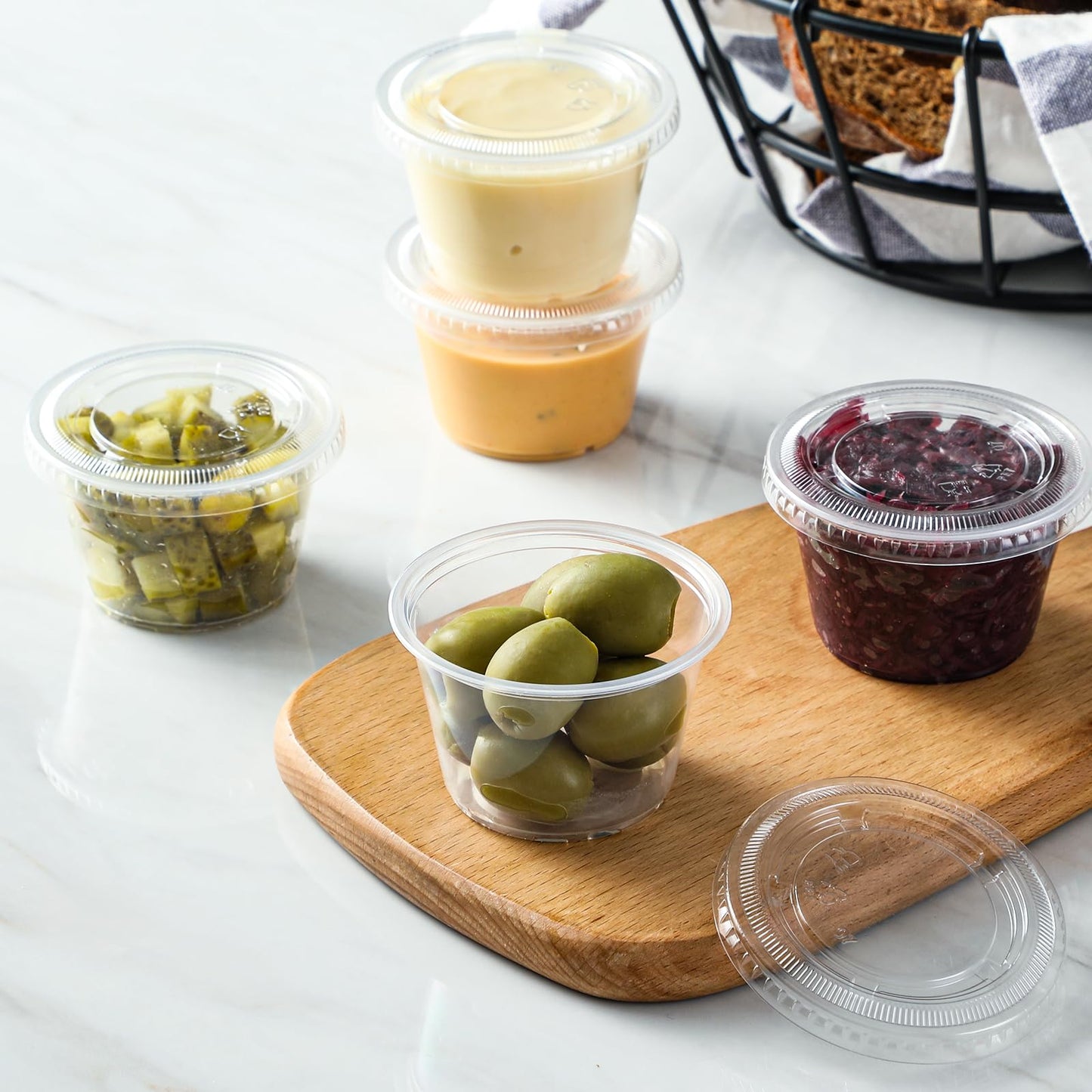 AOZITA 400 Set 4 oz Portion Cups, Jello Shot Cups with Lids, Disposable Plastic Condiment Dipping Sauce Cup, Small Containers for Salad Dressing