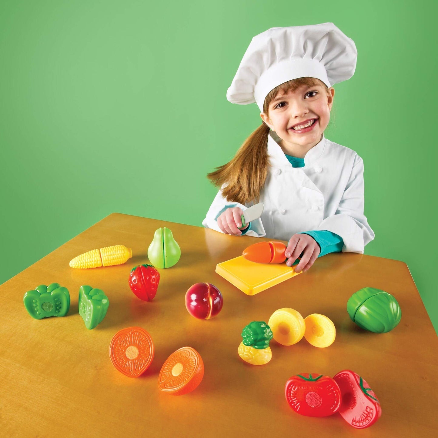 Learning Resources LER7287 Pretend & Play Sliceable Fruits & Veggies, LER7287