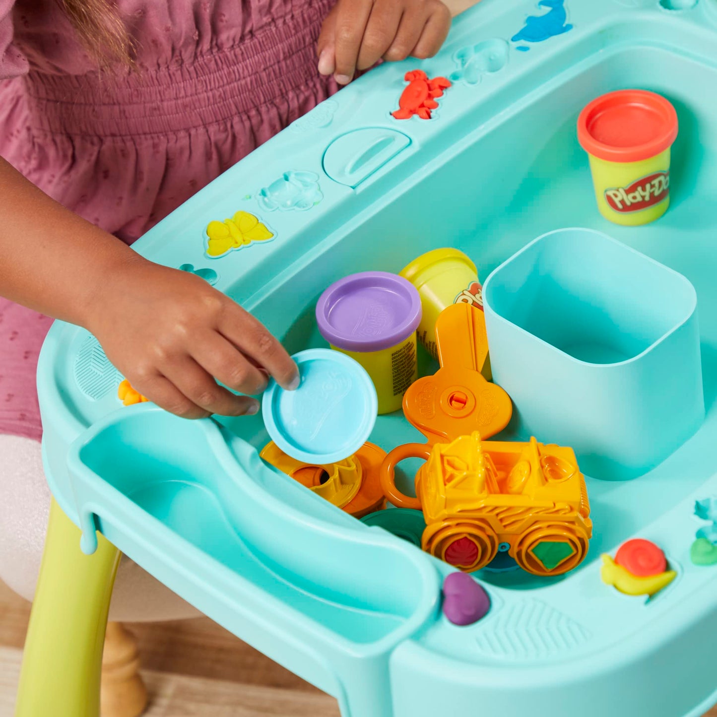 Play-Doh All-in-One Creativity Starter Station Activity Table, Preschool Toys for 3 Year Old Boys & Girls & Up, Starter Play-Doh Sets