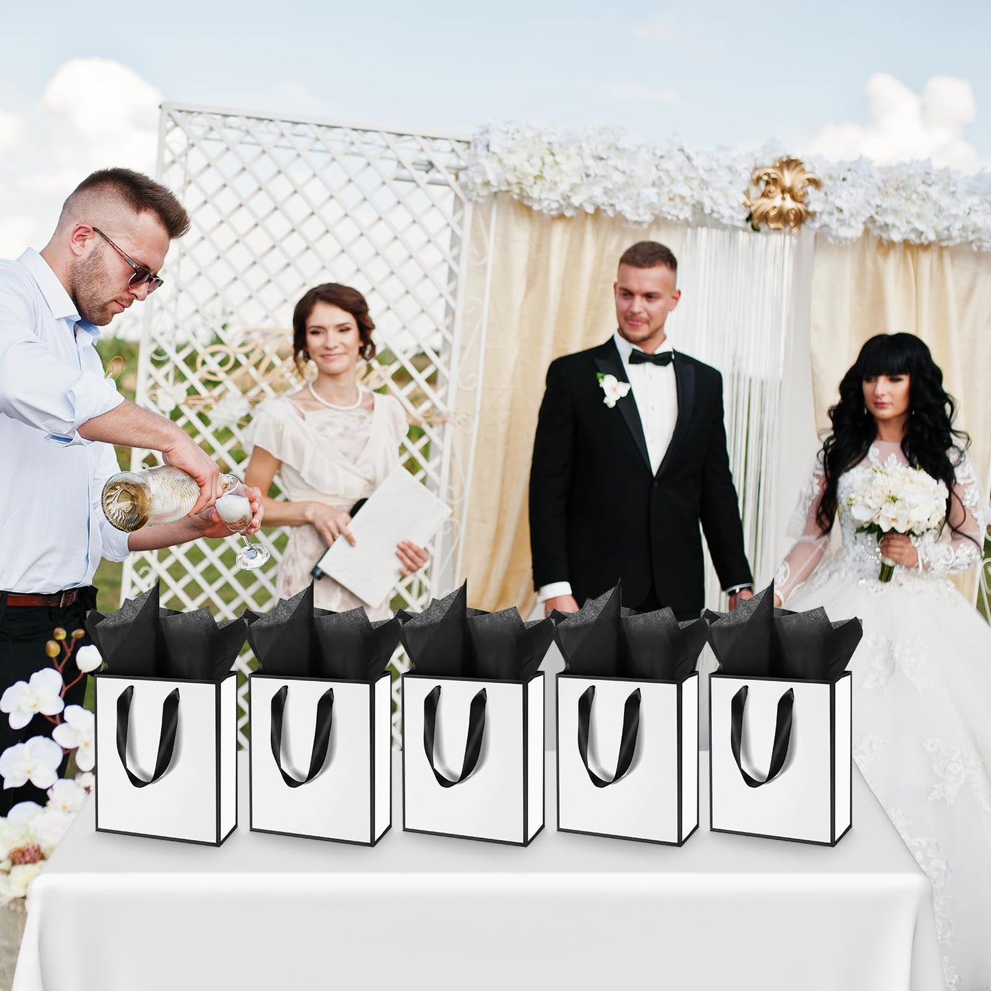 Yeaqee 50 Pack Metallic Gift Bags with Handle and Tissue Paper Gold Foil Welcome Bag for Wedding Guest Fall Party Hotel Guest 5 Senses Gifts Birthday Baby Shower Holiday 9x7x3.15''(White Black)