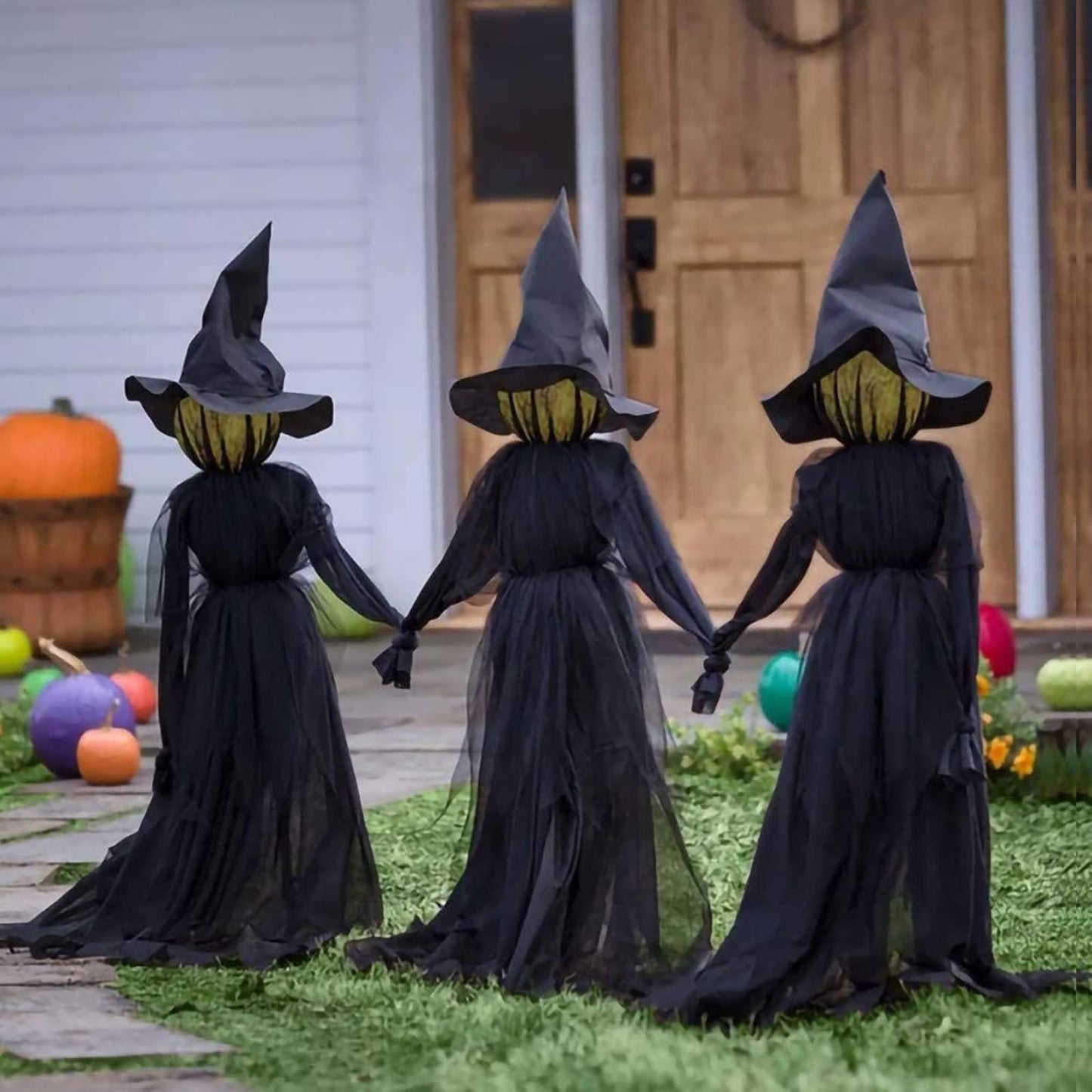 Halloween Decorations, Set of 3 Light Up Witches Holding Hands Witches with Stakes,Voice Control Witch Glowing Head Waterproof for Outside Garden Statue Decoration Grass Lawn