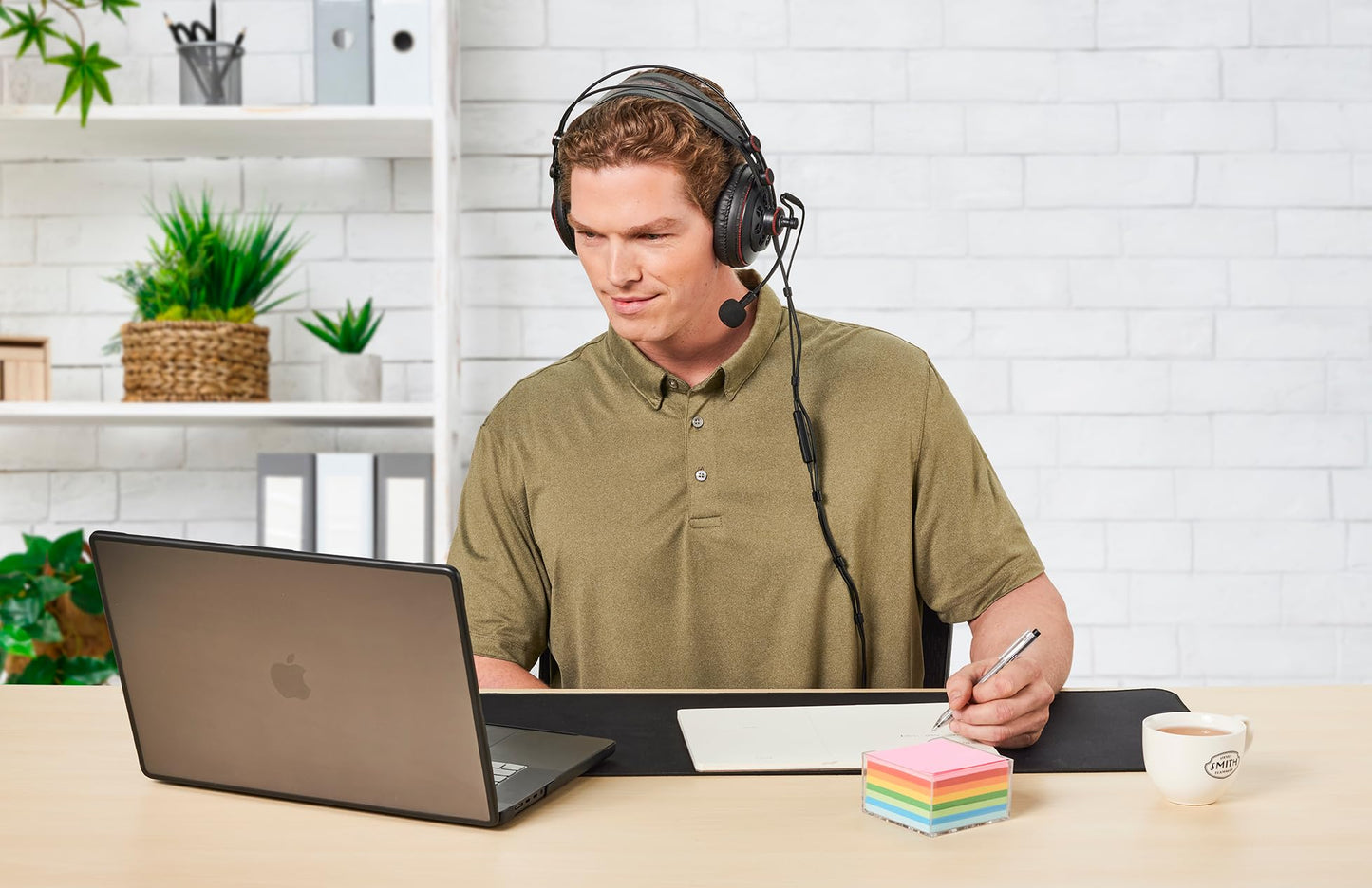 Antlion Audio ModMic Uni 2 Attachable Noise-Cancelling Microphone with Mute Switch, Compatible with PCs, Gaming Consoles, Handheld Devices, and More
