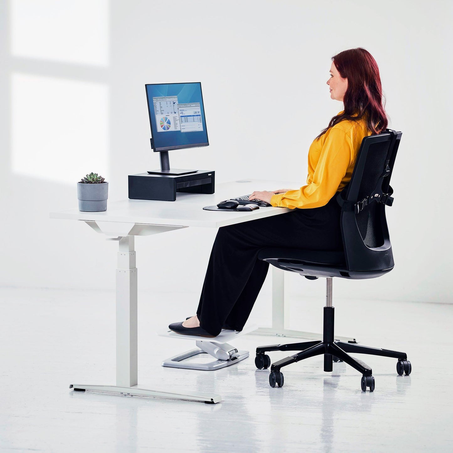 Fellowes 8038101 Designer Suites Monitor Riser