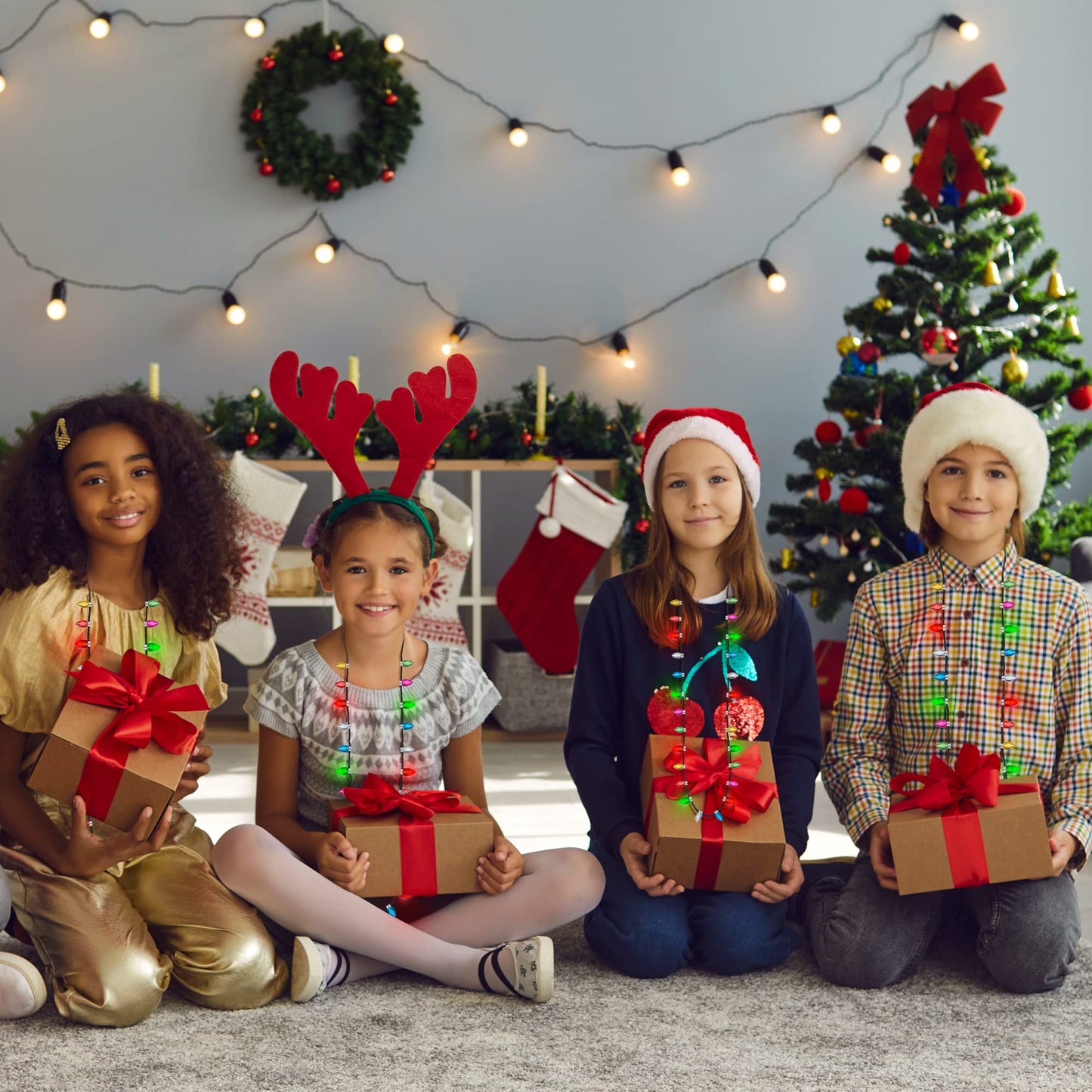 48PCS Christmas Necklaces Accessories, Glow Christmas Necklaces Accessories, Christmas Bulb Necklace Boys Girls, 3 Modes Colorful Lights Christmas Party Favors, Christmas Ugly Xmas New Year Party Supplies