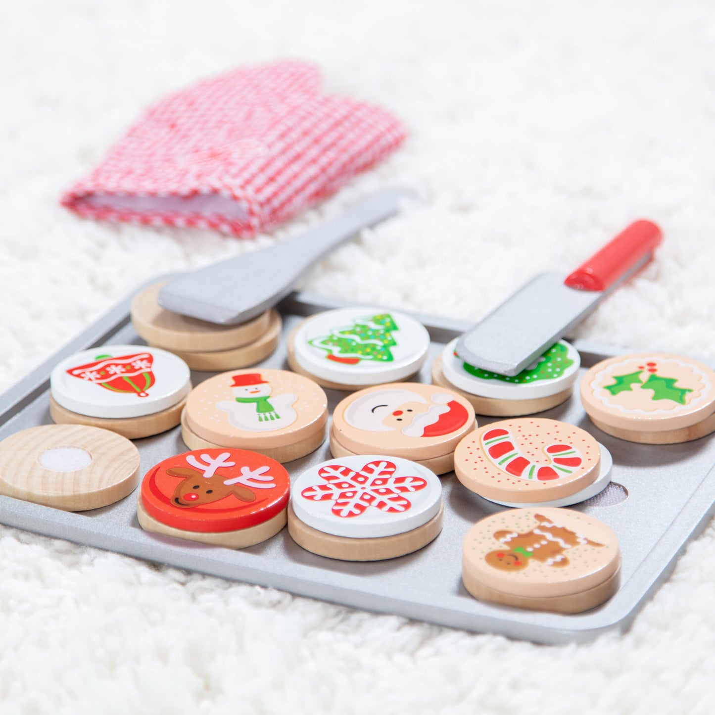 Melissa & Doug Slice and Bake Wooden Christmas Cookie Play Food Set Pretend Holiday Santa Cookies for Kids 3+