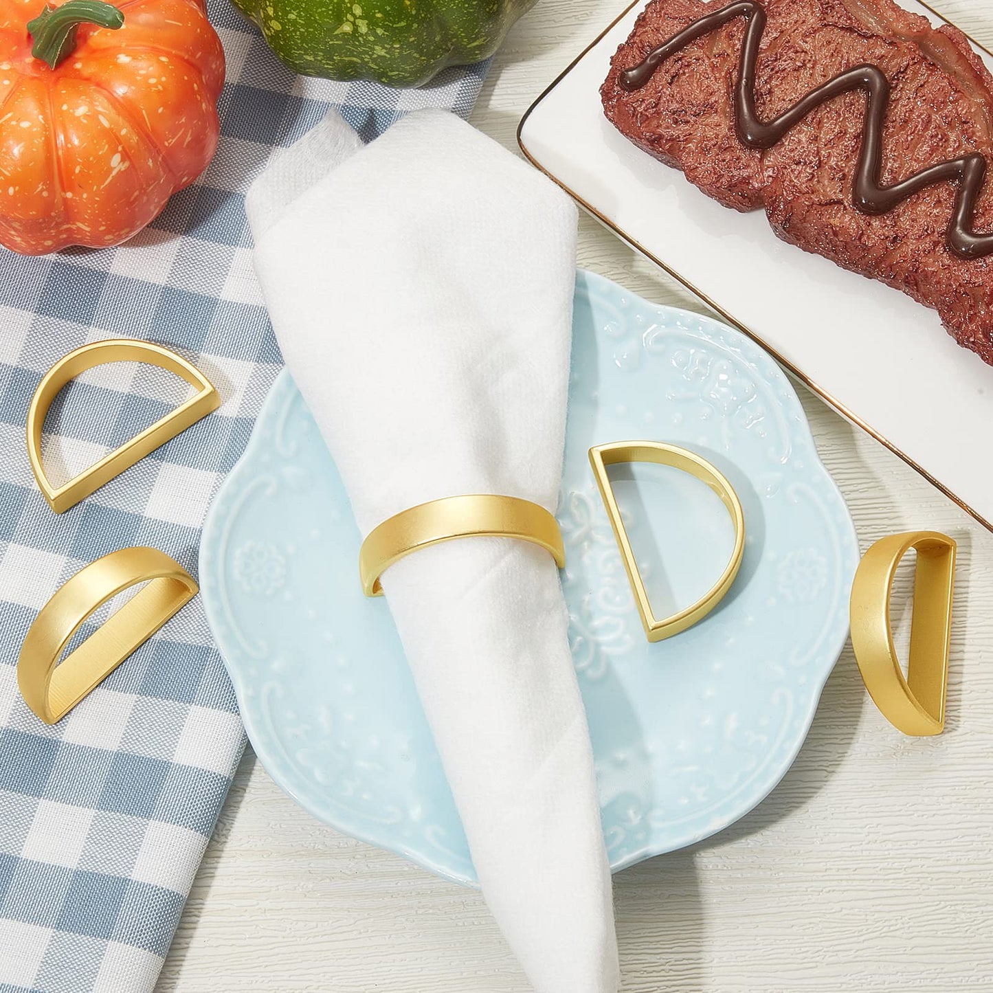 100 Pcs Stainless Steel Napkin Rings Festival Metal Napkin Ring Holders Modern Serviette Buckles Metallic Adornment for Table Settings Kitchen Dinner Party Wedding (Matte Gold Semicircle)