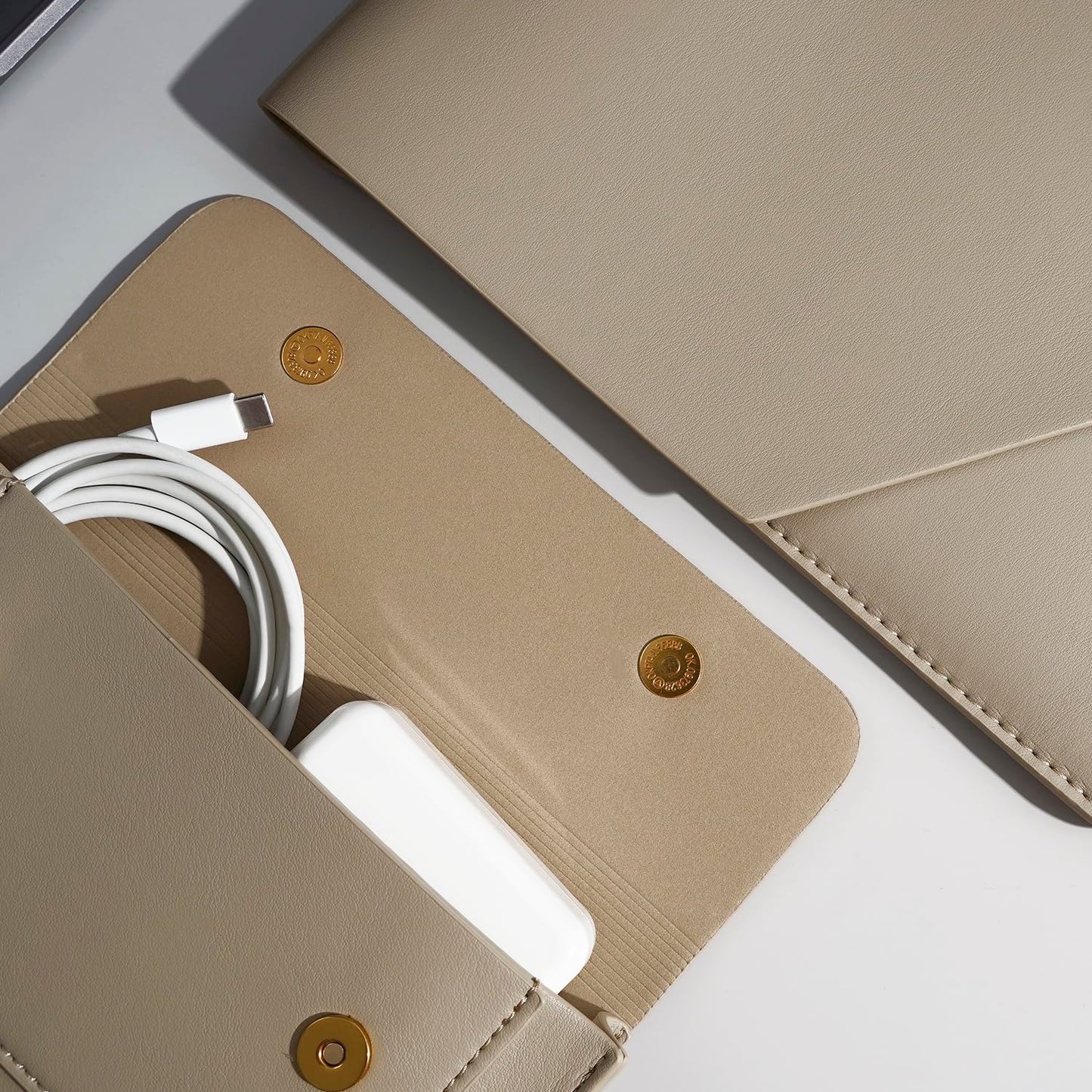 Benfan Laptop Sleeve Compatible with 2024 13inch MacBook Air M3,13 MacBook Pro M2, Surface Pro 3 4 5 6 7, Dell XPS 13 with Small Pouch, Mouse Pad and Cord Holder Color Khaki