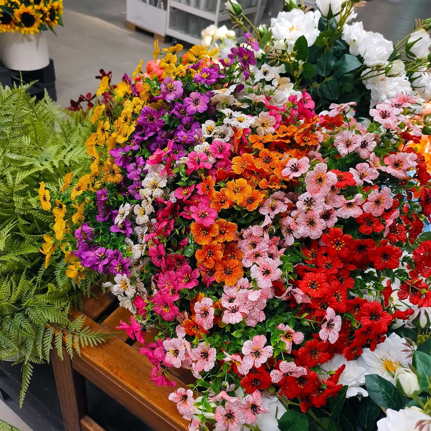 WEAUSUP 28 Bundles Silk Daisy Artificial Flowers Outdoor Fake Plants