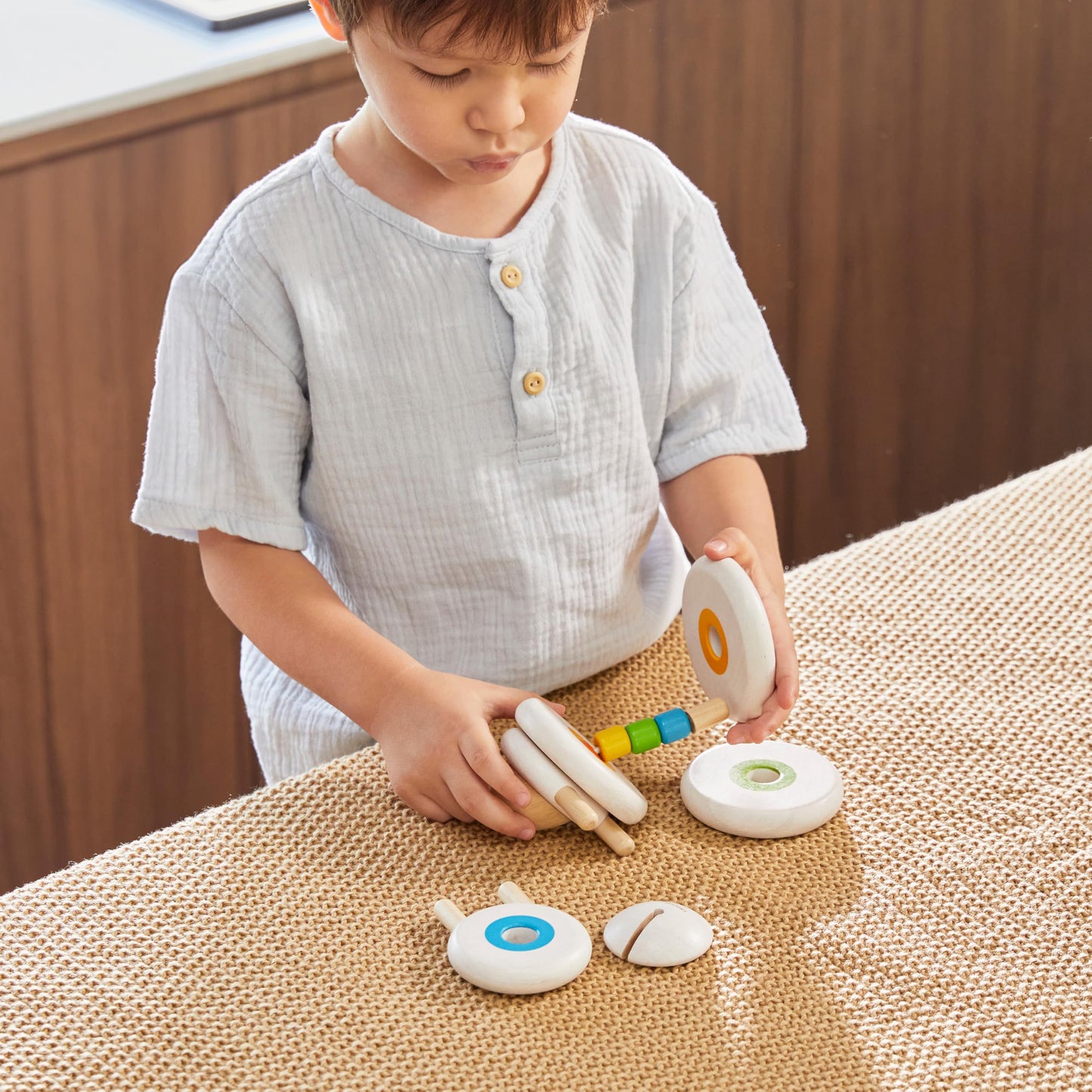 Plan Toys - Lacing Sheep