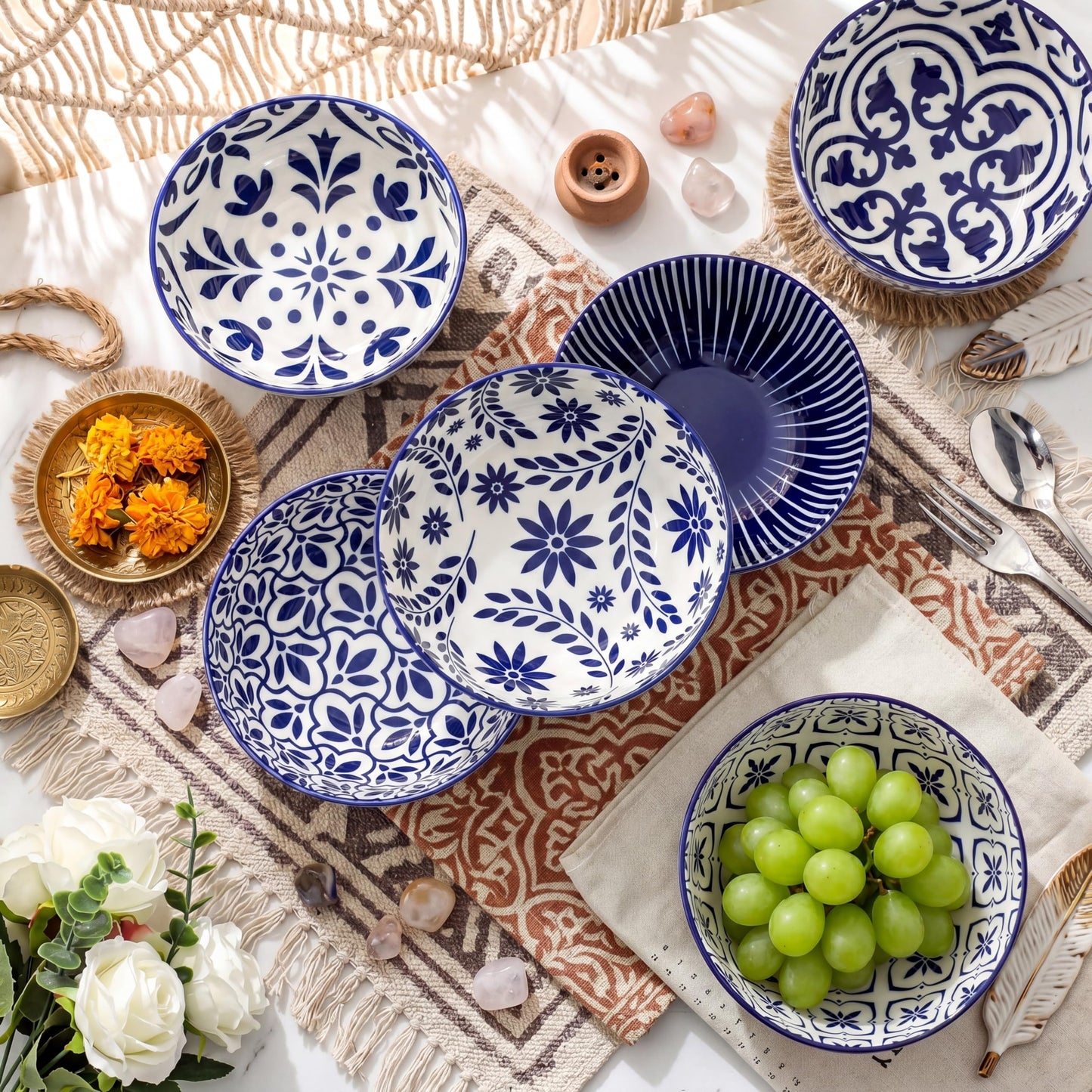 JINGUS Cereal Bowls, 28 Ounce Ceramic Soup Bowls Set of 6, Large Bowl Set for Rice Salad Fruit Dessert Oatmeal Snack Ice Cream,Microwave & Dishwasher Safe, Bohemian Blue & White