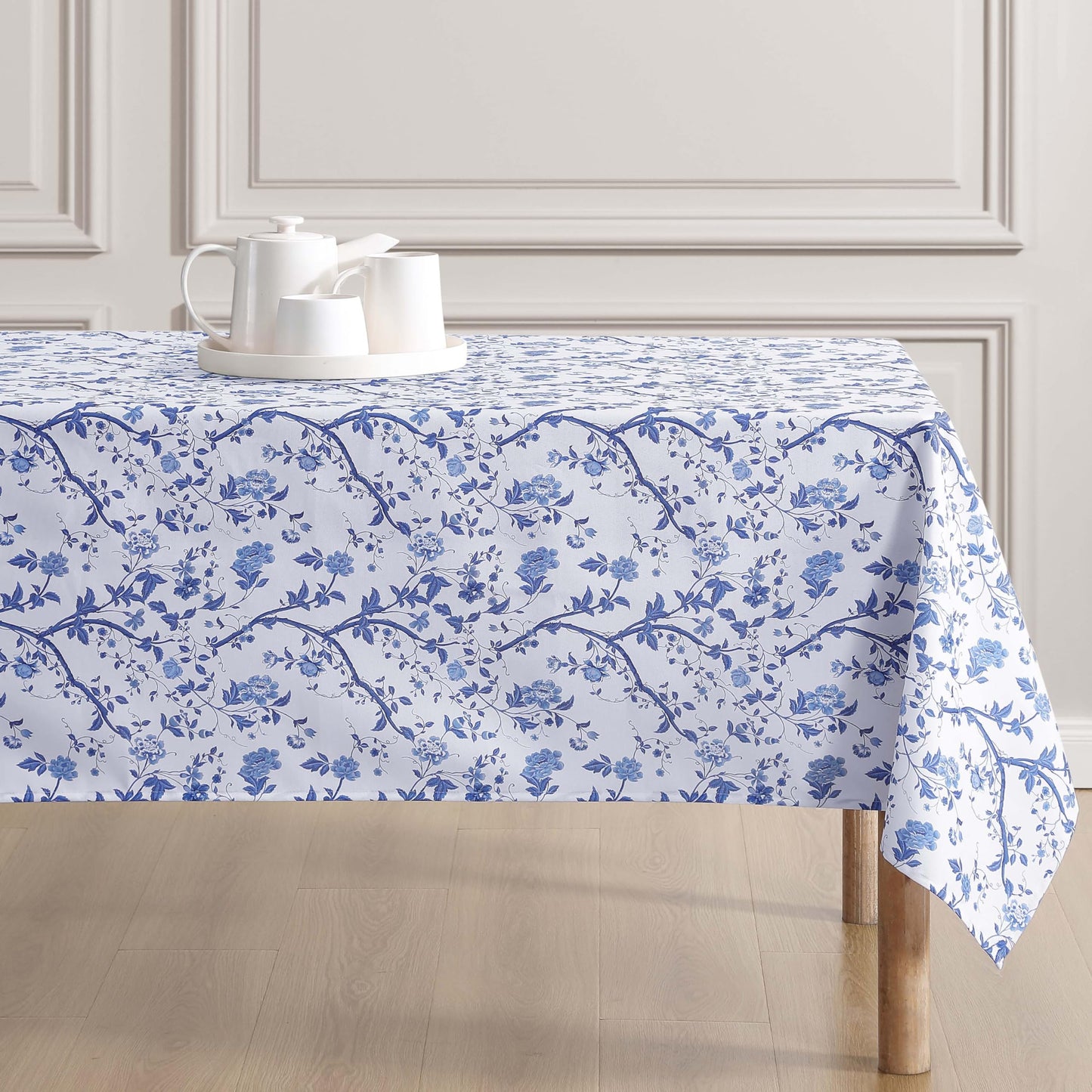 Laura Ashley Decorative Tablecloth, Wrinkle and Stain Resistant, Spillproof Water Repellent, Easy Care Washable Polyester Fabric for Dining, Kitchen, Holiday and Party, 60" x 84", Charlotte