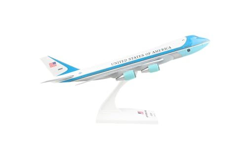 SkyMarks Plastic SKR041 Air Force One Boeing 747-200 VC25 1:250 Scale Desktop Model with Stand