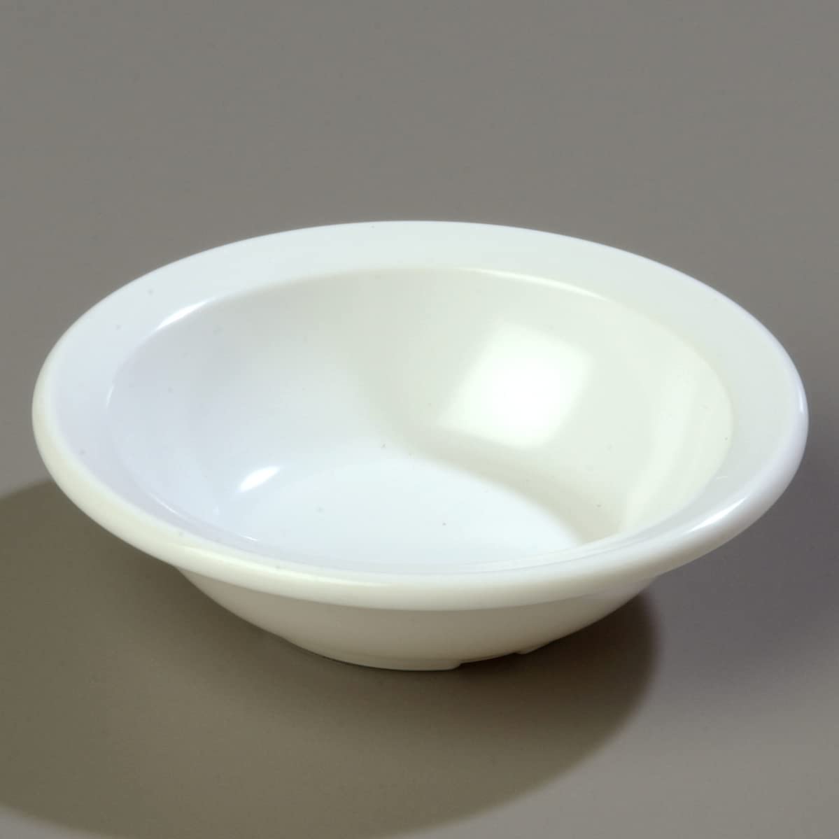 Carlisle FoodService Products Kingline Reusable Plastic Bowl Fruit Bowl with Rim for Home and Restaurant, Melamine, 4.75 Ounces, White, (Pack of 48)