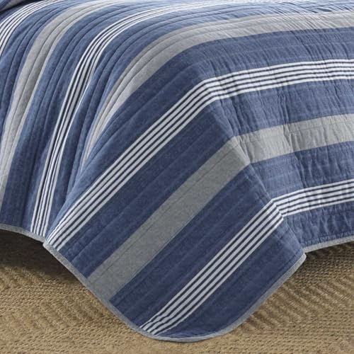 Nautica - Queen Quilt Set, Cotton Reversible Bedding with Matching Shams, Home Decor for All Seasons (Saltmarsh Blue, Queen)