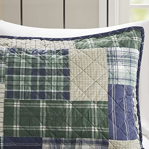 Madison Park Reversible Quilt Cabin Lifestyle Plaid Design - All Season, Breathable Coverlet Bedspread Bedding Set, Matching Shams, King/Cal King(104"x94"), Green/Navy 3 Piece