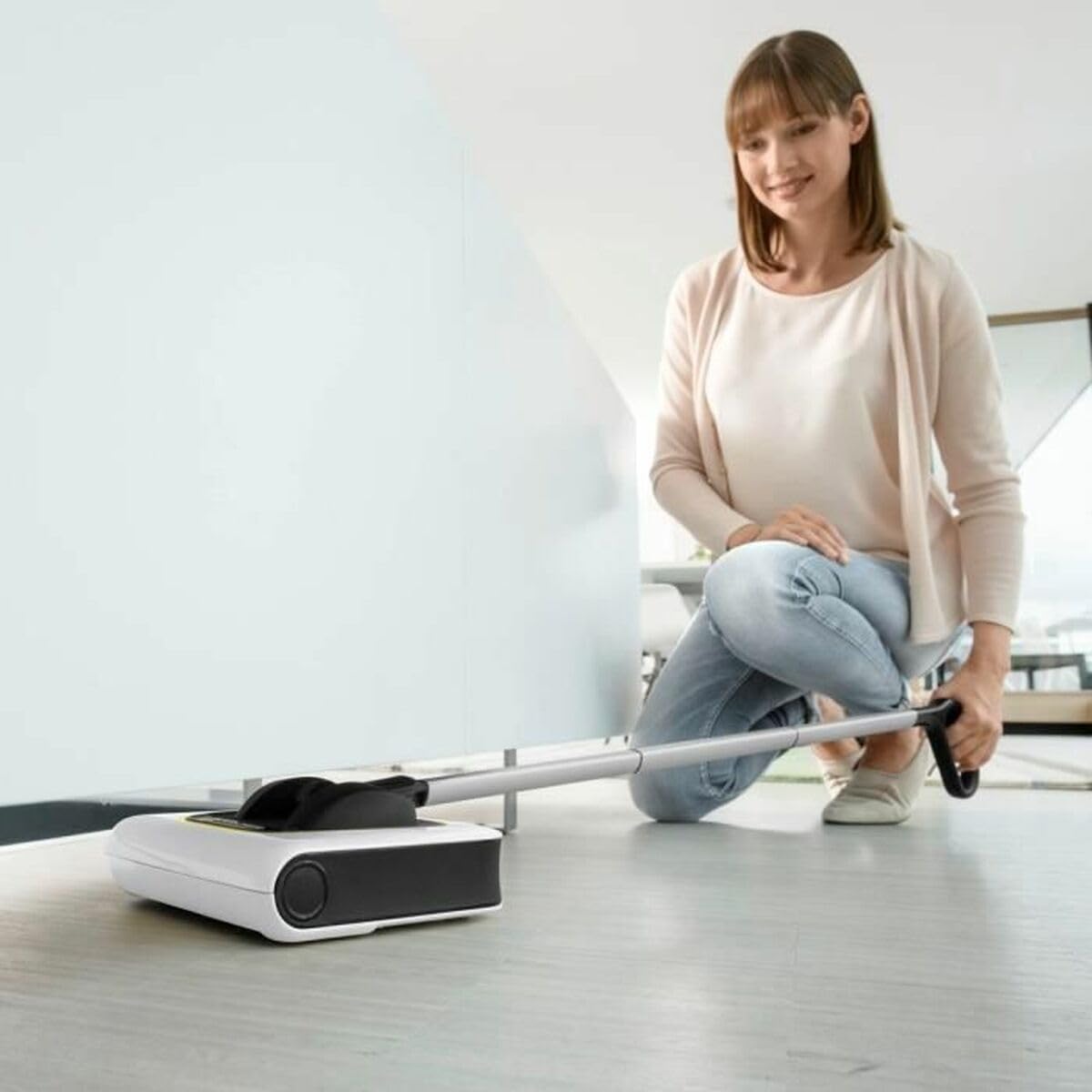 Kärcher KB 5 Electric Floor Sweeper Broom, for Carpets, Hardwood Floors and Tiles, Lightweight and Cordless, Ideal for Fur, Hair, Dirt & Dust - White