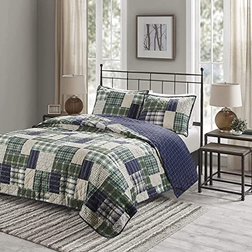 Madison Park Reversible Quilt Cabin Lifestyle Plaid Design - All Season, Breathable Coverlet Bedspread Bedding Set, Matching Shams, King/Cal King(104"x94"), Green/Navy 3 Piece