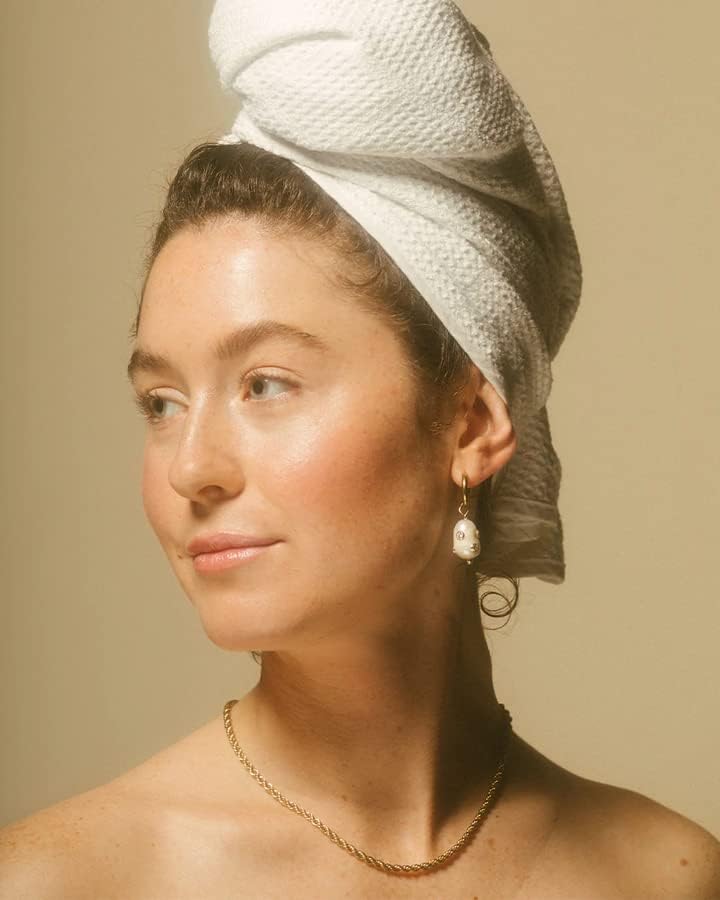 CROWN AFFAIR - The Towel - Special Microfiber Hair Towel, Oversized for Optimal Drying, White
