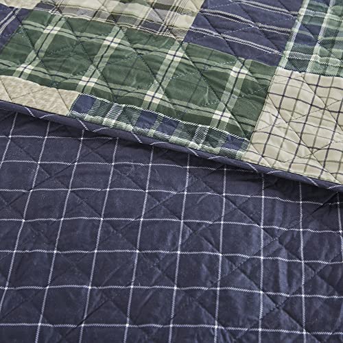 Madison Park Reversible Quilt Cabin Lifestyle Plaid Design - All Season, Breathable Coverlet Bedspread Bedding Set, Matching Shams, King/Cal King(104"x94"), Green/Navy 3 Piece