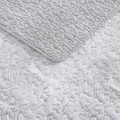 Tommy Bahama - Queen Quilt Set, Reversible Cotton Bedroom Decor with Matching Shams, Coastal Bedding with Textured Reverse(Distressed Water Leaves Grey, Queen)