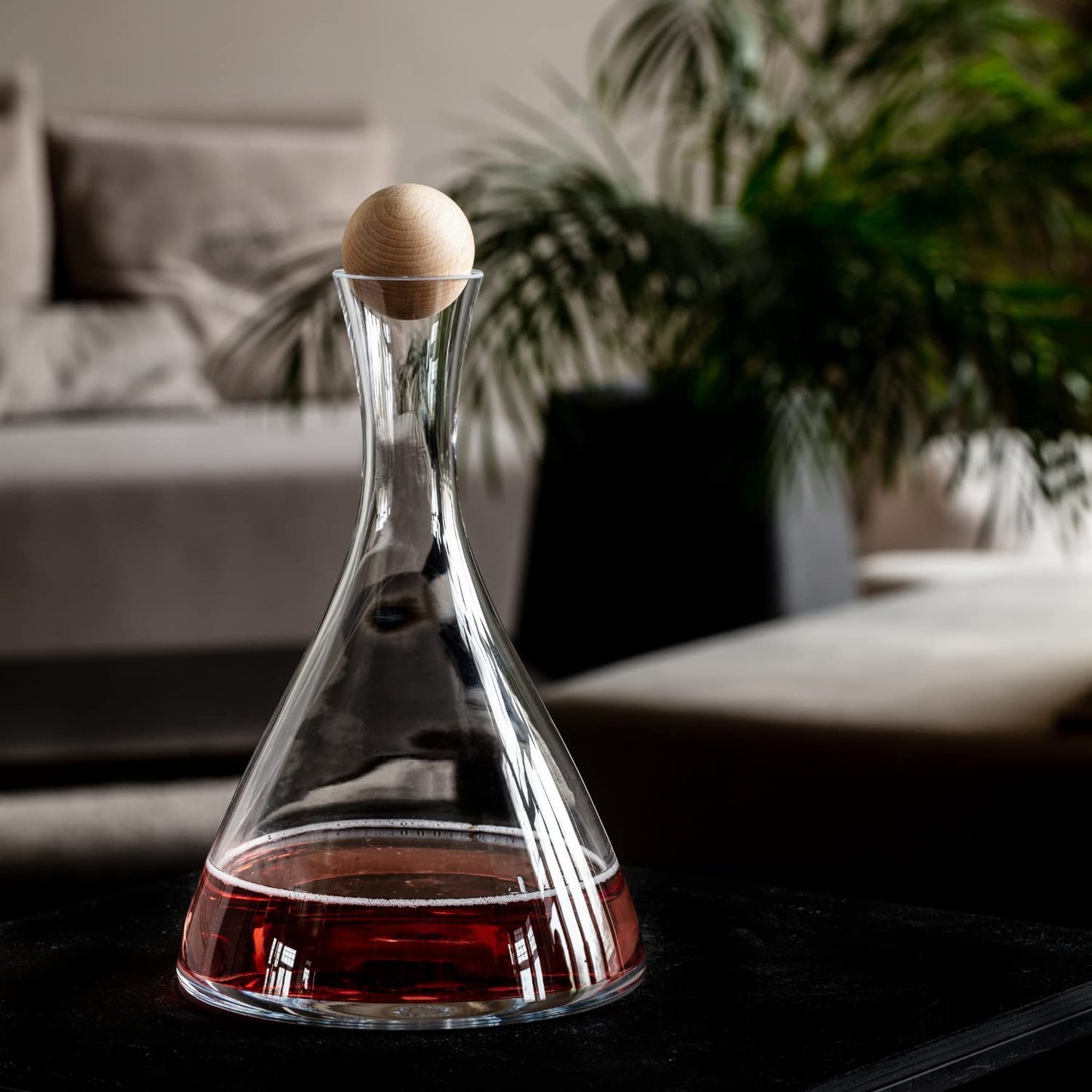 Krosno Wine Carafe Decanter, 33.8 oz, Avant-Garde Collection, Ideal for Home, Restaurants, and Parties, Lead-Free Crystal, Handwash Only, Made in Europe