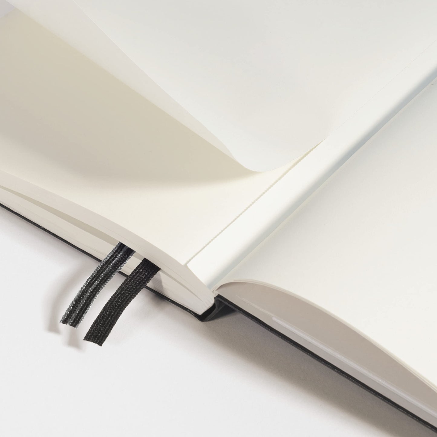 LEUCHTTURM1917 - Notebook Hardcover Master Slim A4+ - 123 Numbered Pages for Writing and Journaling (Navy, Ruled)