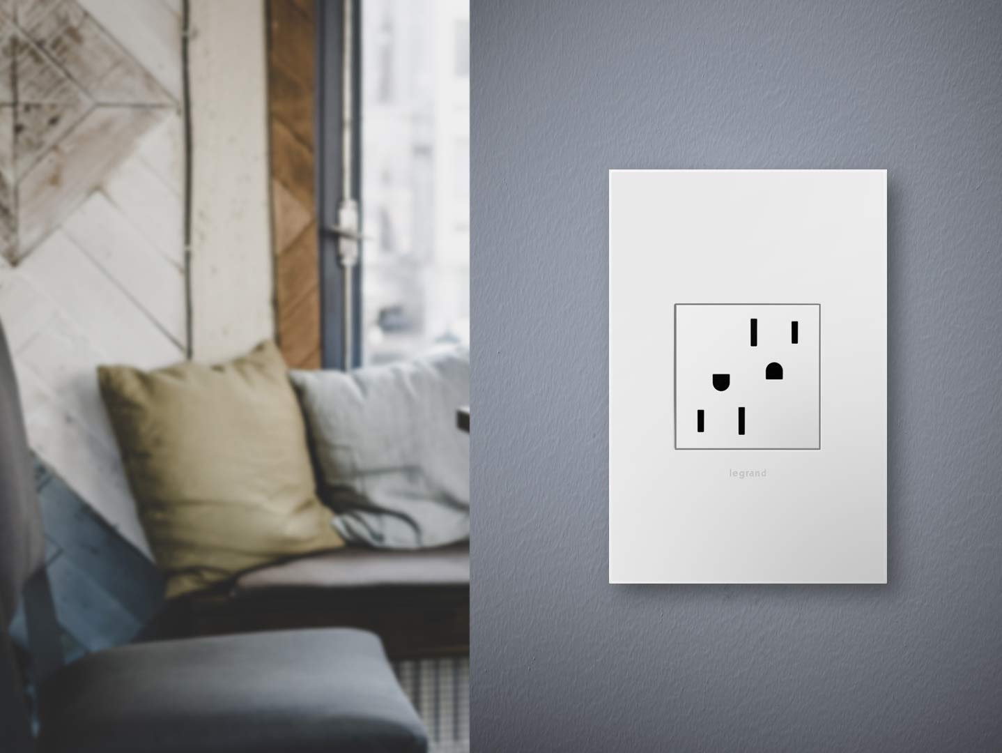 Legrand adorne 15A Tamper-Resistant Outlet with Matching Wall Plate (White Finish, 4 Pack), ARTR152W4WP-4PK