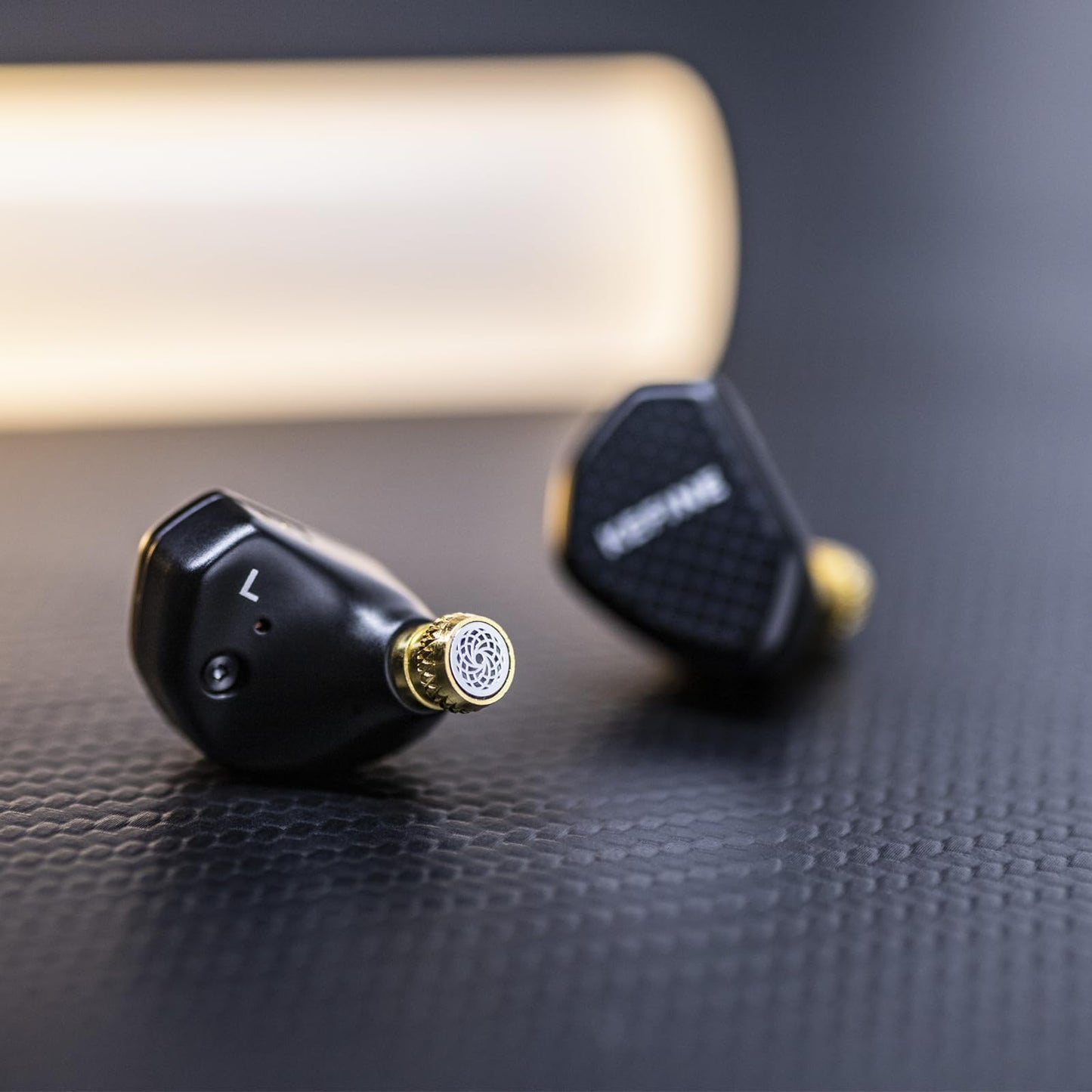 Linsoul Kefine Klean in Ear Monitor,10mm DLC Diaphragm Dynamic Driver HiFi Earphones,Wired Gaming Earbuds,Replaceable Nozzles,Detachable Silver-Plated Cable for Audiophile (No Mic 3.5mm, Black)