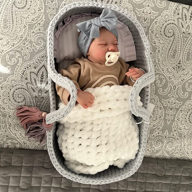 iCradle Reborn Baby Dolls 19inch Soft Body Realistic Newborn Baby Dolls Real Life Doll with Clothes and Bottles Toys Set for Kids Age 3+