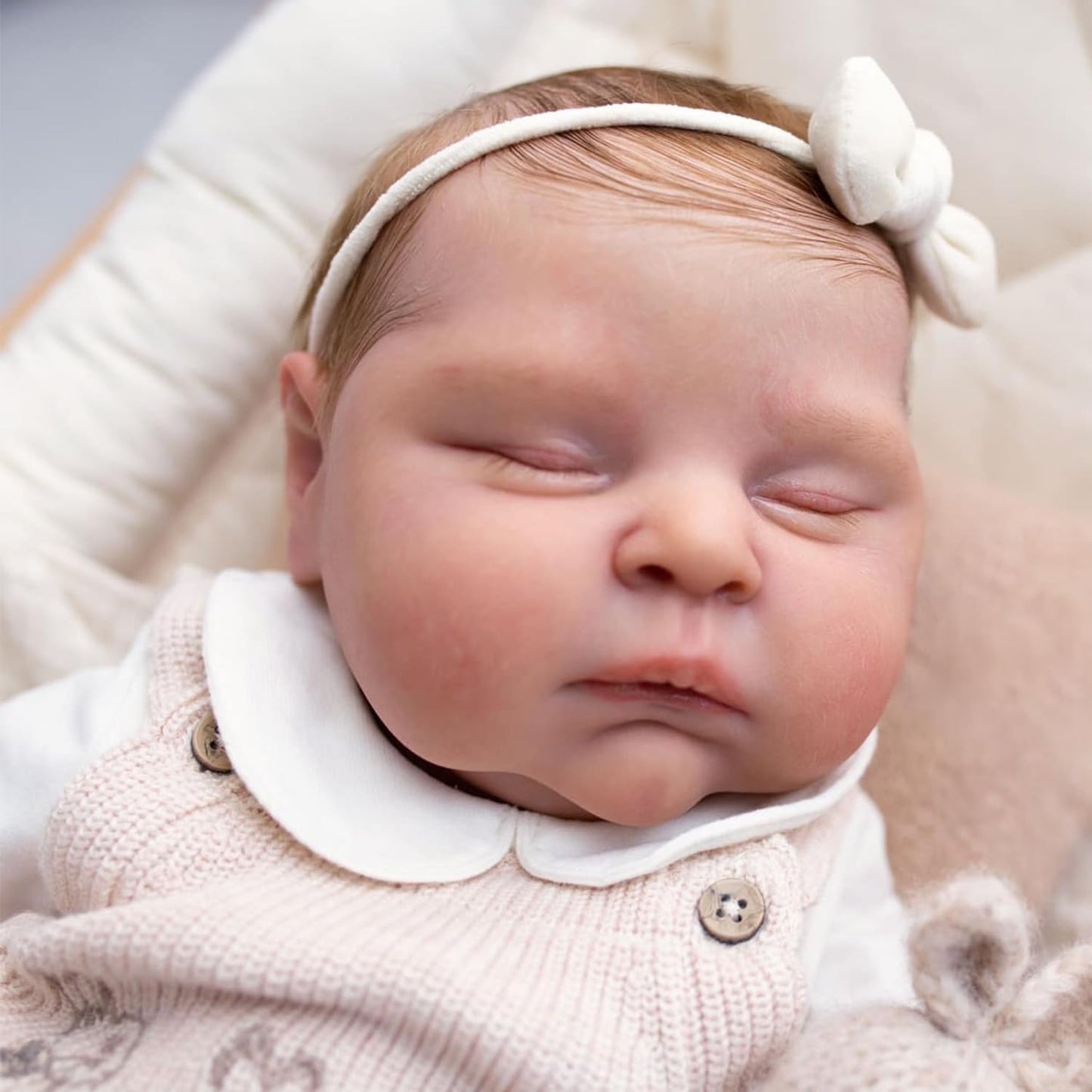 KSBD Sleeping Reborn Baby Dolls, 22 Inch Lifelike Newborn Baby Doll with Weighted Cloth Body, Real Vinyl Reborn Doll Girl Peaches with Realistic Veins, Advanced Doll Gift Set for Kids Age 3+