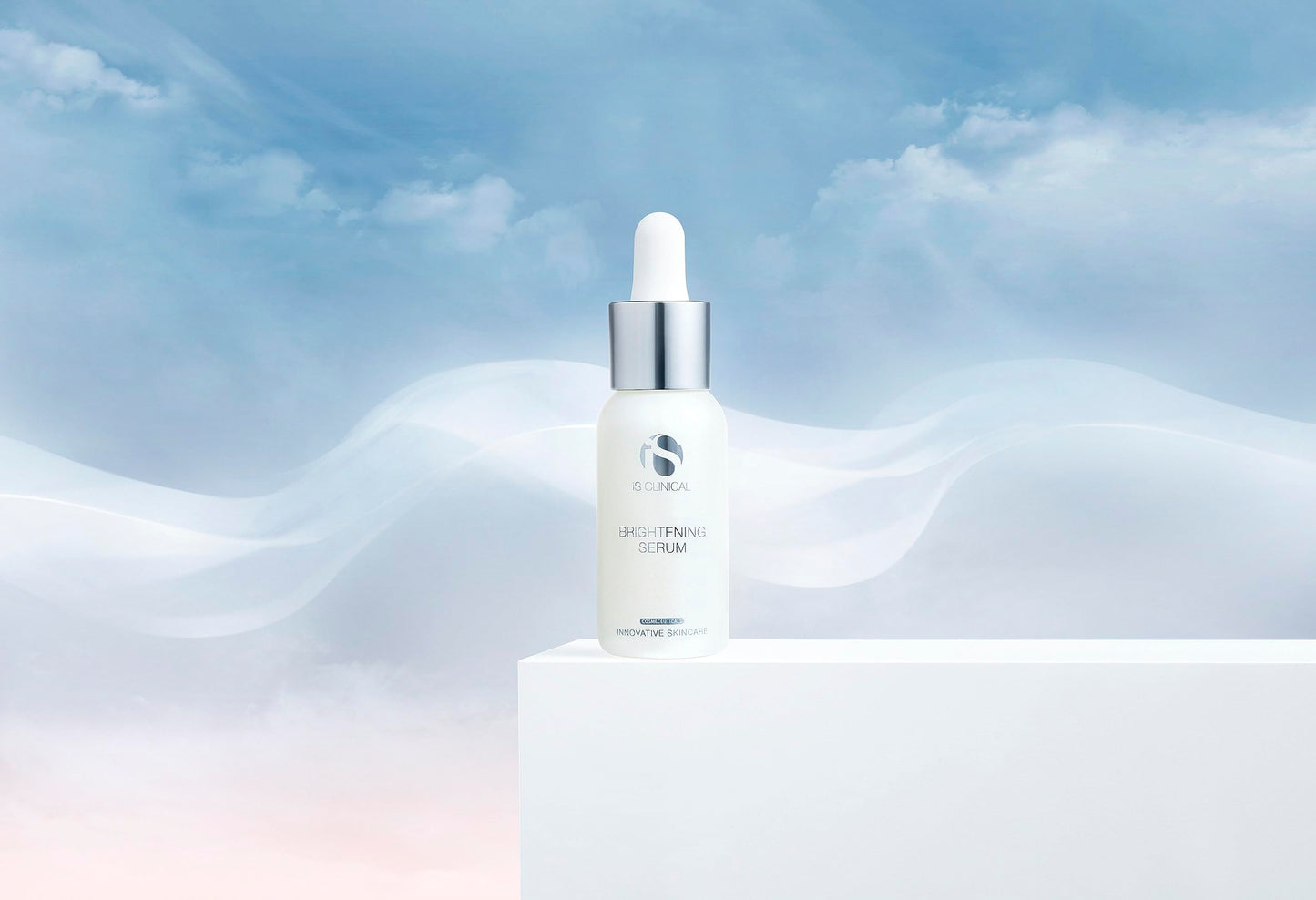 iS Clinical Brightening Serum 0.5 Fl Oz