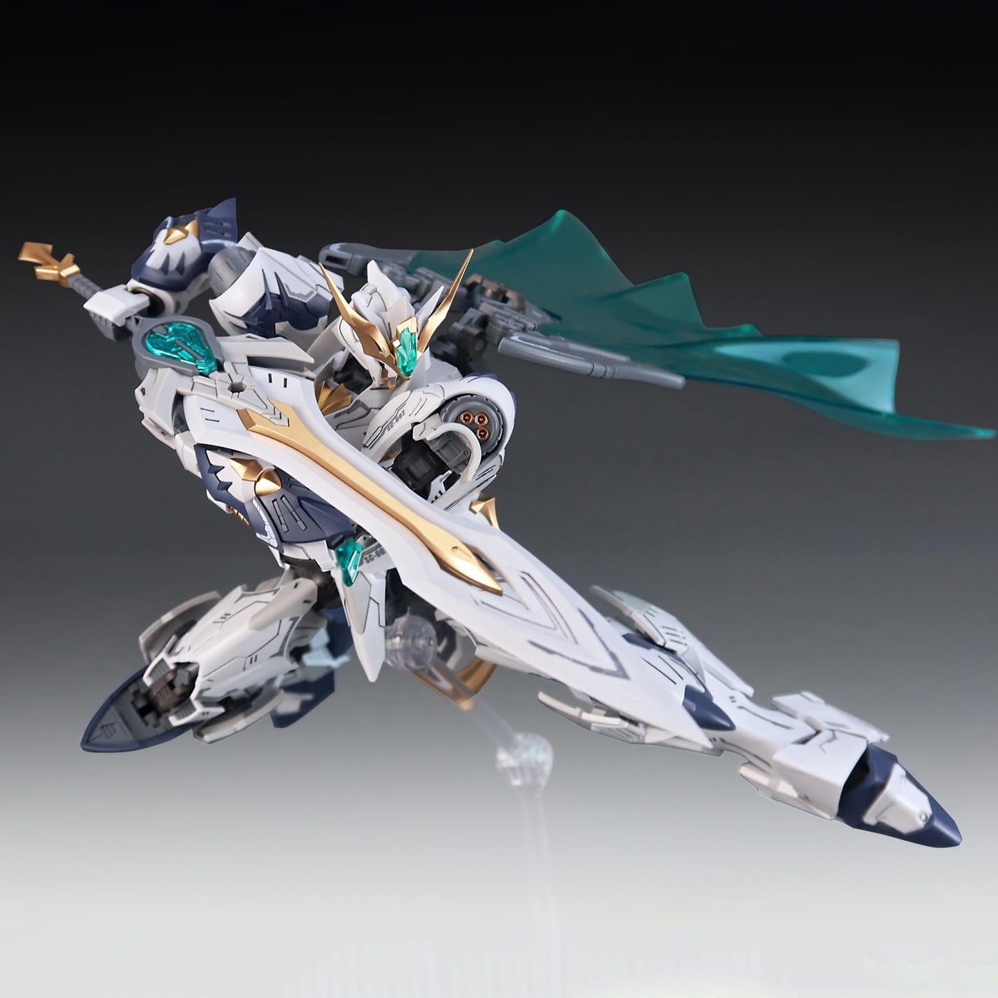 Pipigirl 1:144 Plastic Action Figures Kits, Titan Greatsword Tristan, 6.3 in Mecha Model, Easy to Assemble