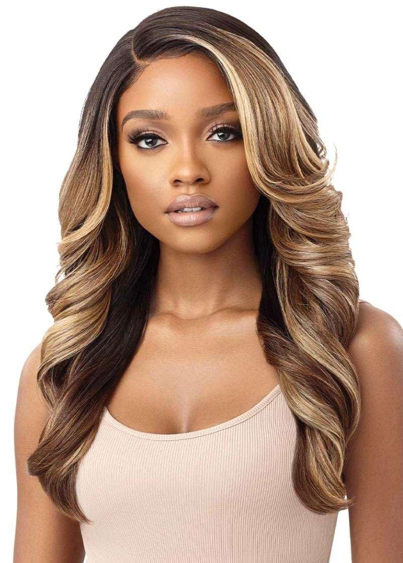 Outre Synthetic Melted Hairline HD Lace Front Wig - BEGONIA (DRFF CARAMEL MOCHA)