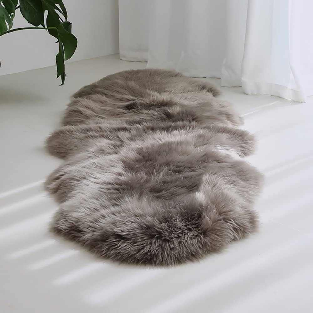 HUAHOO Premium Genuine Sheepskin Rug Real Australia Sheepskin Natural Lambskin Fur Area Rug Seat Covers for Kids Bedroom Sofa Chair Cover Pets Dogs Mat Double Pelt/2' x 3' Mushroom