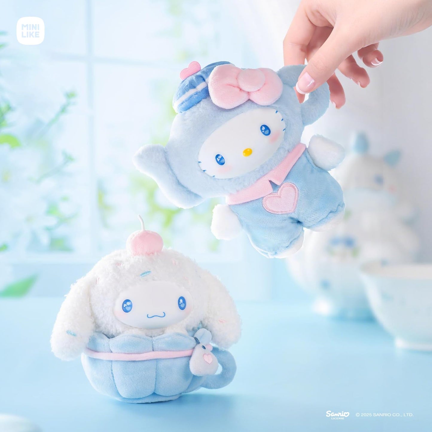 MINI LIKE Sanrio Blind Box Hello Kitty Kuromi Cinnamoroll My Melody Style Blue Flutter Series Cute Vinyl Plush Relaxing Collectible Mystery Toy for Home Decor Birthday Gifts, Random One Figure