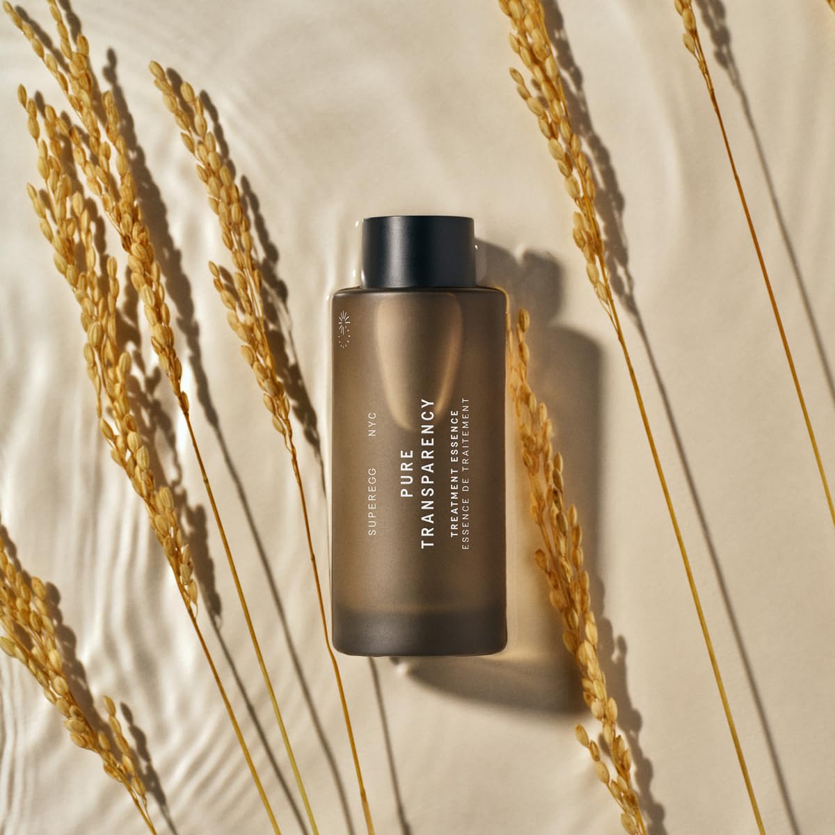 SUPEREGG Pure Transparency Treatment Essence: For bright, plump, glowing skin. Essence with 8D Hyaluronic Acid, Galactomyces Ferment Filtrate, Cica Peptide. 100 ML / 2 FL OZ