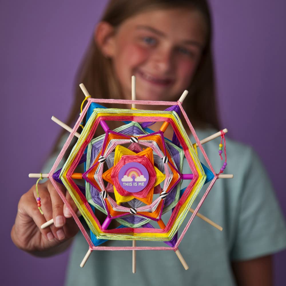 Craft-Tastic – All About Me Quiz Art – Craft Kit – Answer Fun Questions to Make a Personalized Piece of Art – Ages 8+