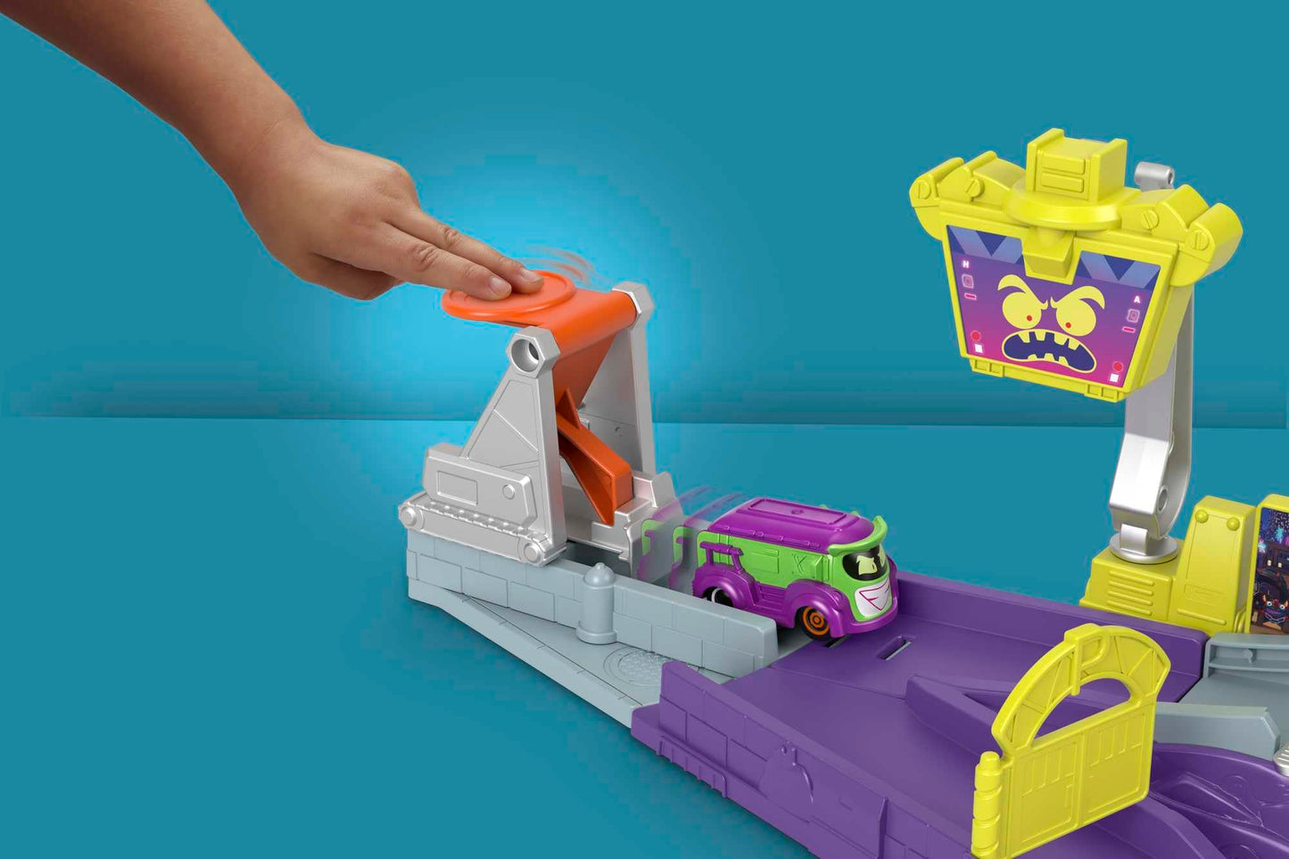 Fisher-Price DC Batwheels Toy Car Playset, Legion of Zoom Launching HQ with Ramp & Launcher plus Prank The Joker Van, Ages 3+ Years