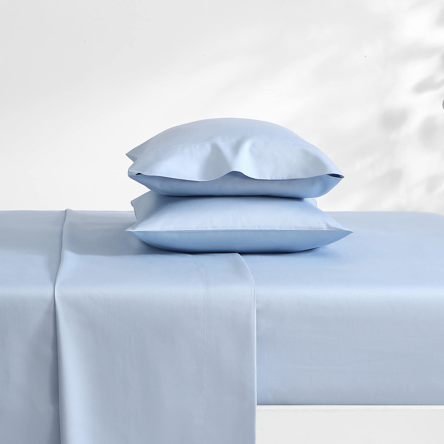 Laura Ashley – Queen Size Sheet Set, Ultra Soft Cotton Blend Sateen Bedding with Fitted Sheet and Pillowcases, Deep Pocket, 800 Thread Count, College Dorm Room Essentials (Pastel Blue)