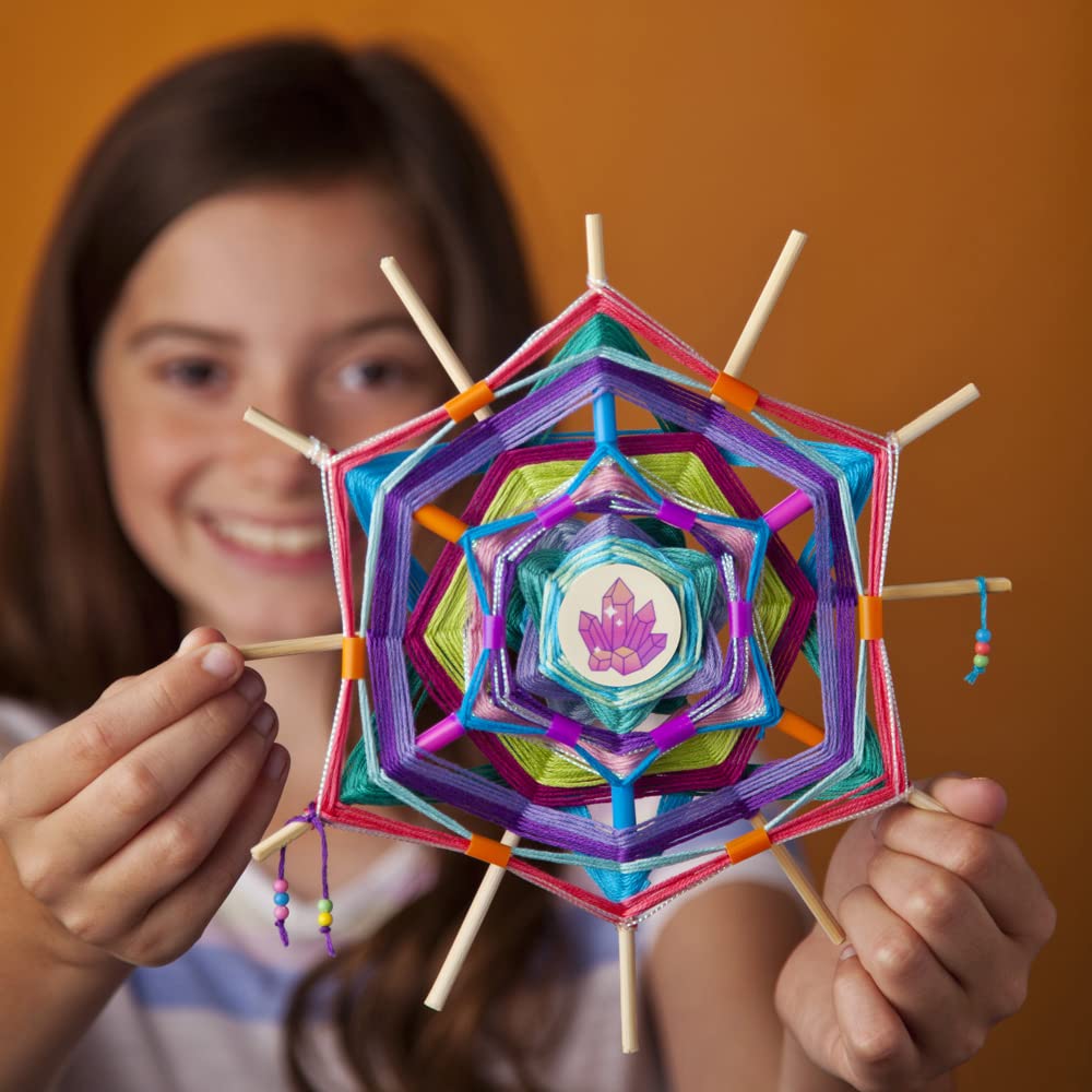 Craft-Tastic – All About Me Quiz Art – Craft Kit – Answer Fun Questions to Make a Personalized Piece of Art – Ages 8+