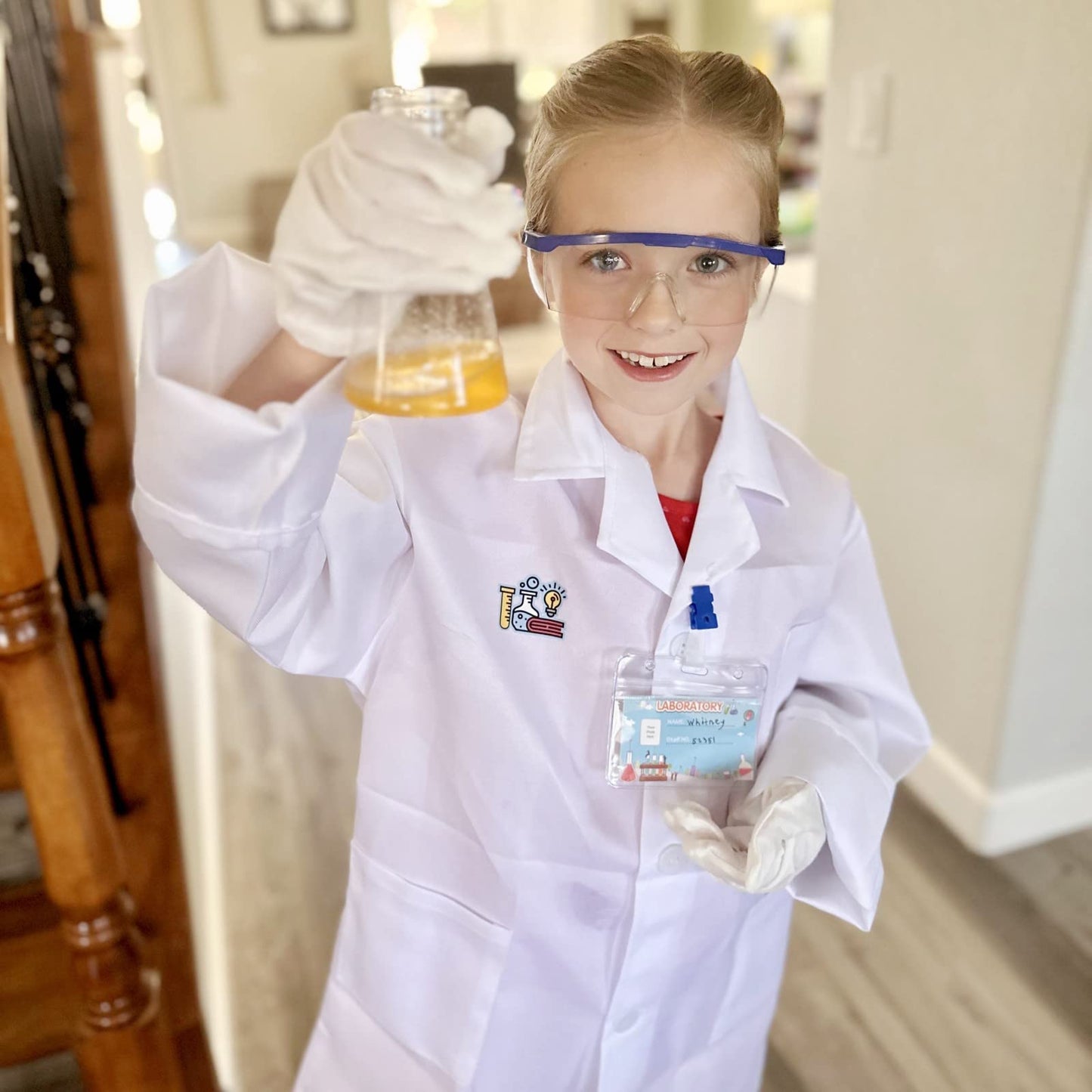 INNOCHEER Kids Science Experiment Kit with Lab Coat Scientist Costume Dress Up and Role Play Toys Gift for Boys Girls Kids Christmas Birthday Party