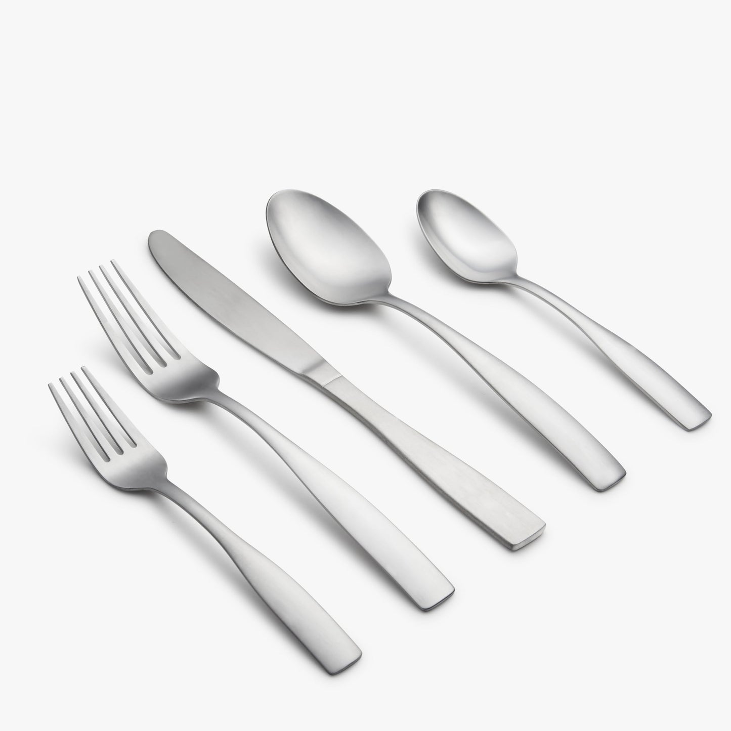 Cambridge Silverware Set, Madison 20-Piece Flatware Set, Service For 4, 18/0 Stainless Steel, Dishwasher Safe, Flatware Cutlery Sets, Kitchen Utensils, Knives Spoons And Forks (Silver, 20 Pieces)