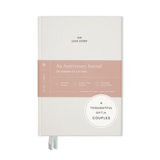 Anniversary Journal for Couples – Our Love Story Keepsake Book, Engagement & Anniversary Couples Gift for Men & Women, Wedding Memory Scrapbook, Great Gift Idea for Her