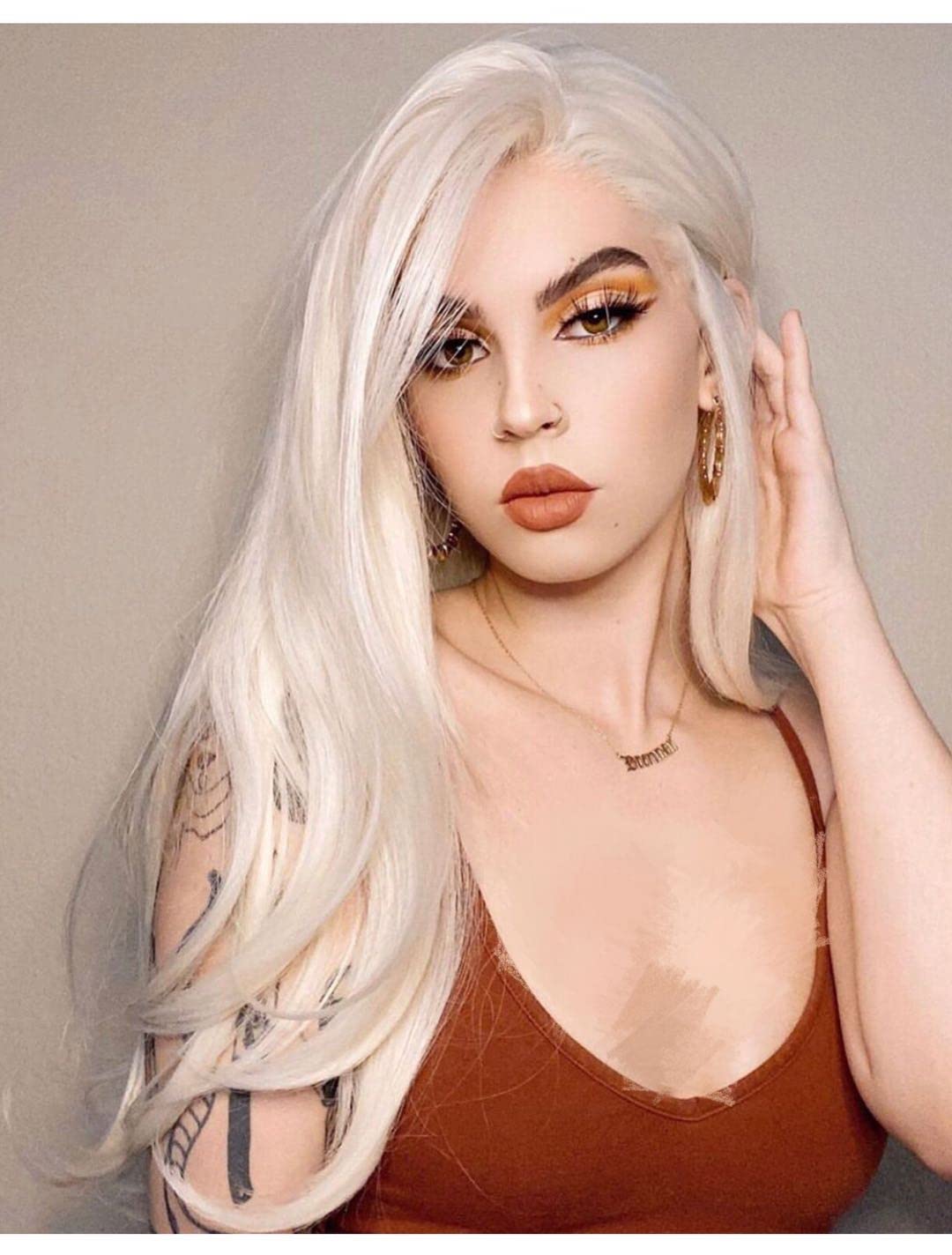 Xiweiya Blonde Lace Front Wig Long Body Wavy White Blonde Synthetic 13x4 Lace Front Wig 60# Platinum Blonde Half Hand Tied Heat Resistant Hair 180% Density Hair Replacement for Women Drag Queen 24inch