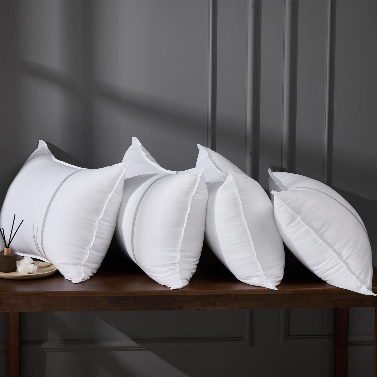 MUFEW Bed Pillows Queen Size Set of 4, Medium Firm Hotel Pillows for Sleeping, Cooling Pillows for Side & Back Sleepers, Down Alternative Filling, 20 x 28 Inches