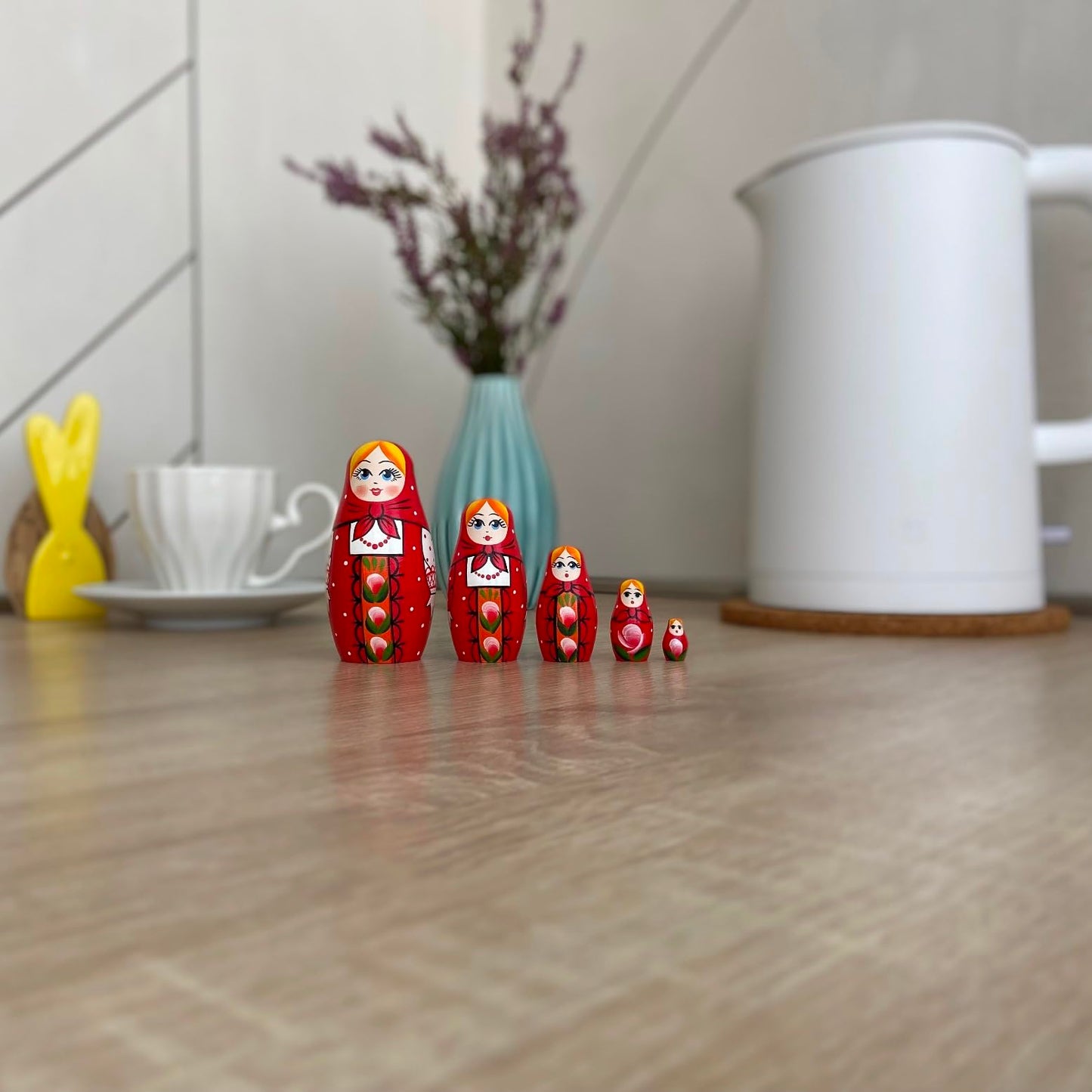 AEVVV Russian Red Matryoshka Dolls Set of 5 pcs - Wooden Hand Painted Nesting Dolls - Traditional Russian Dolls