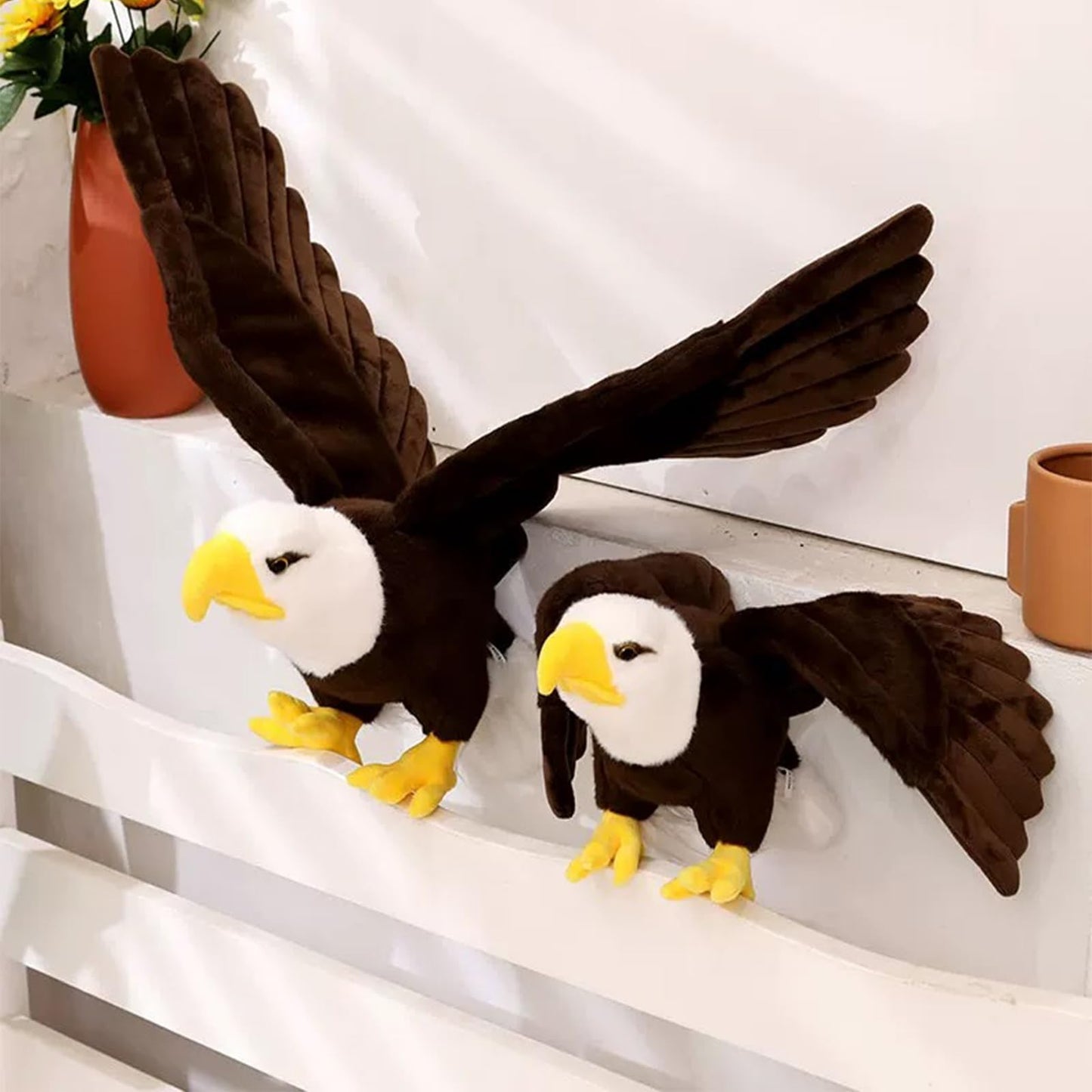 ZWLCWYBDBD Adorable Bald Eagle Plush Toy - Stuffed Animal with Bendable and Stretchable Wings, Perfect for Gifts or Home Decor（23.6 in）