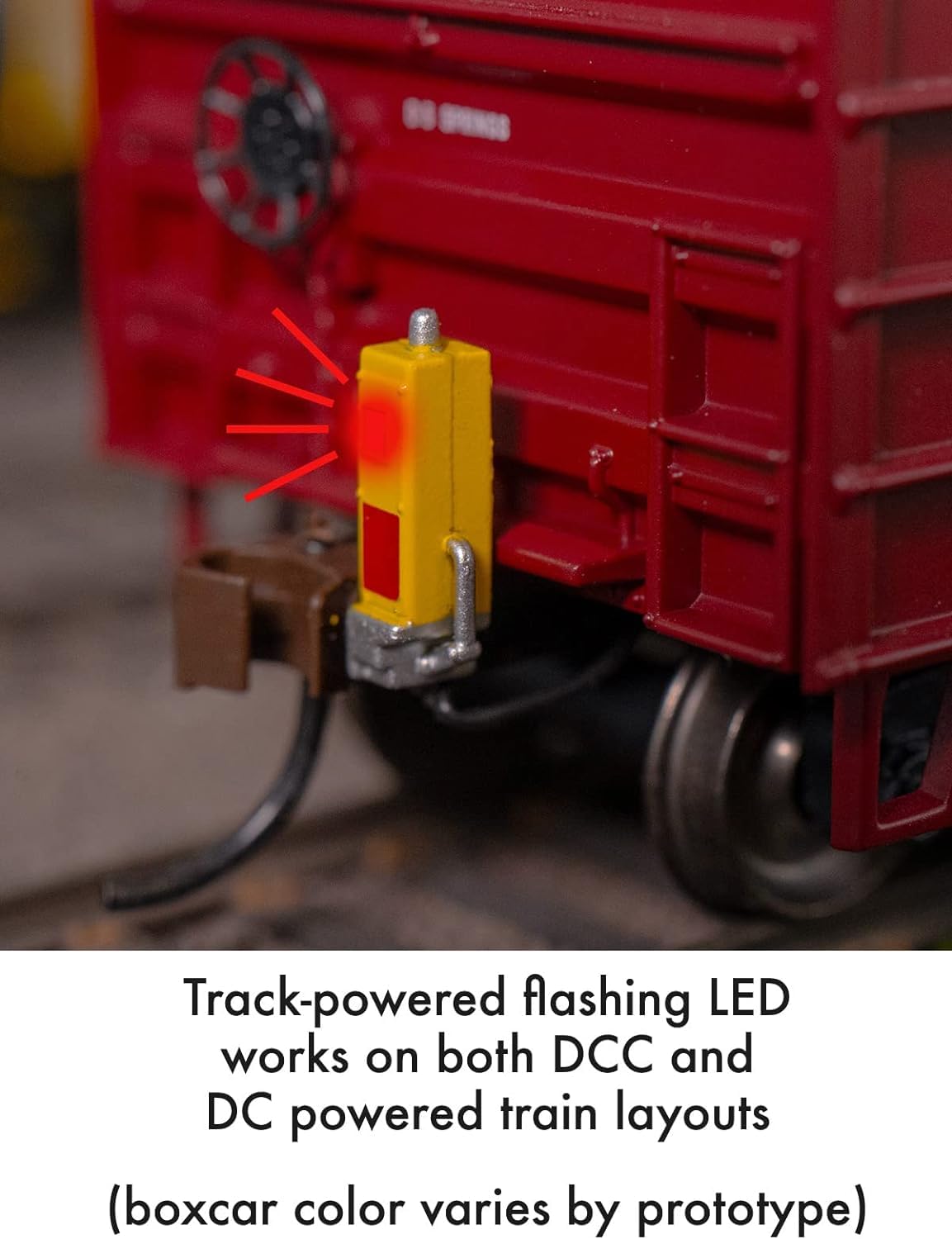 Bachmann Trains - 50' Outside Braced Box Car with Flashing End of Train Device - Burlington Northern - HO Scale
