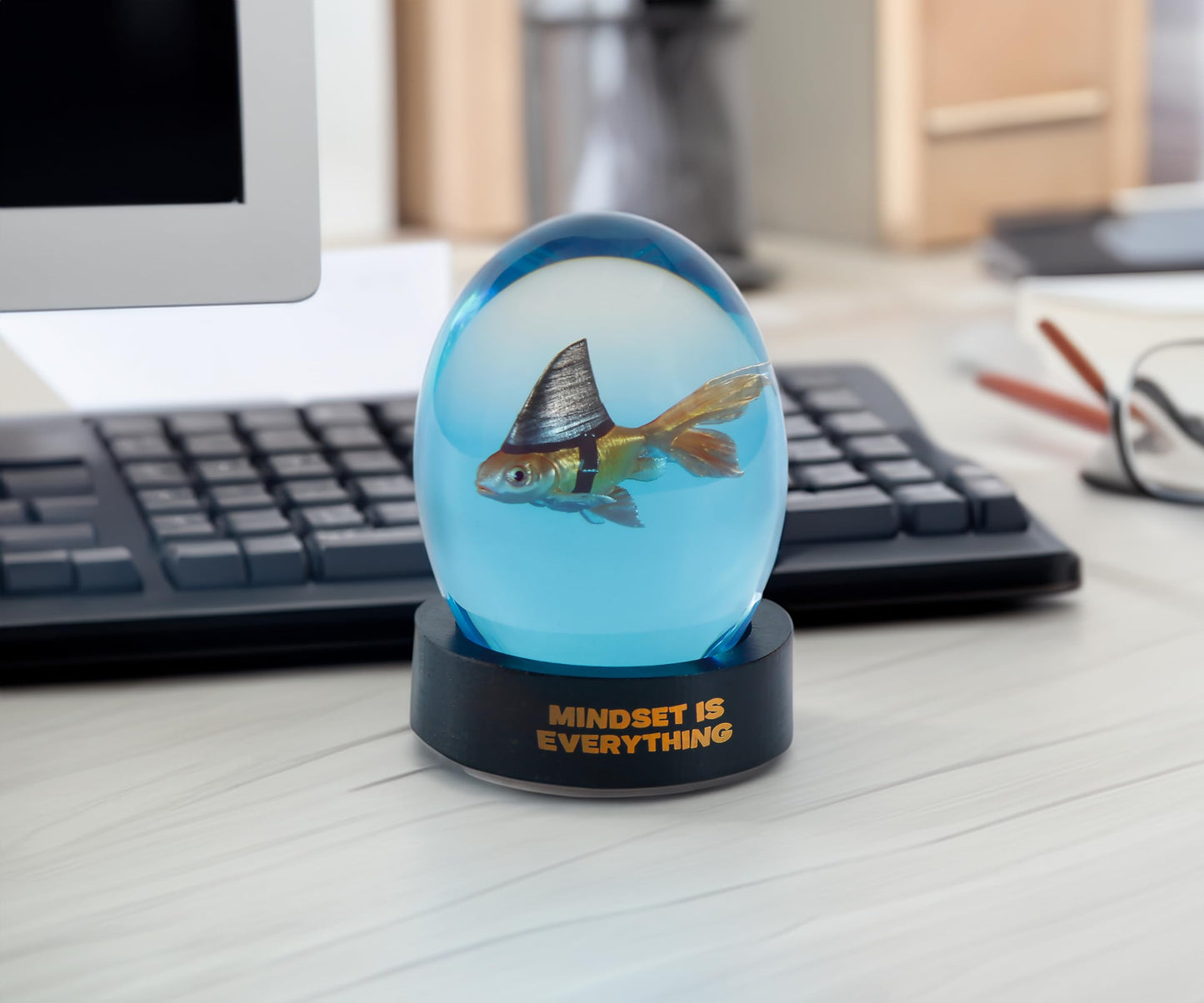 VEOJEIN Mindset is Everything Shark Goldfish – Decorative Desk and Shelf Accessory - Inspirational Uplifting Self-Improvement Positive Quote - Home or Office Decor – Original Design Paperweight